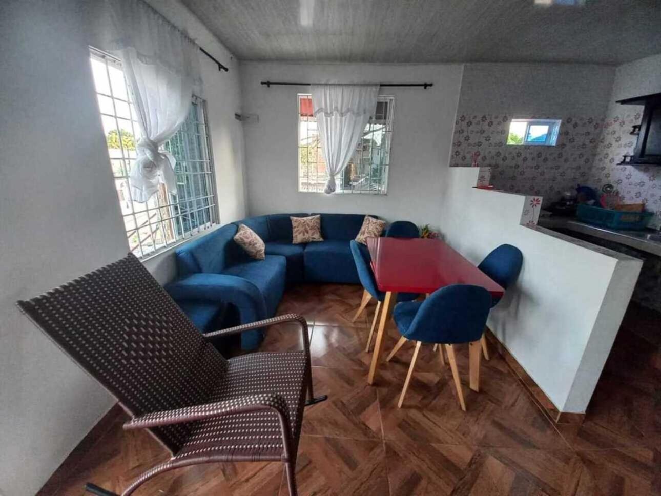 APARTAMENTOS LIZ MARIA