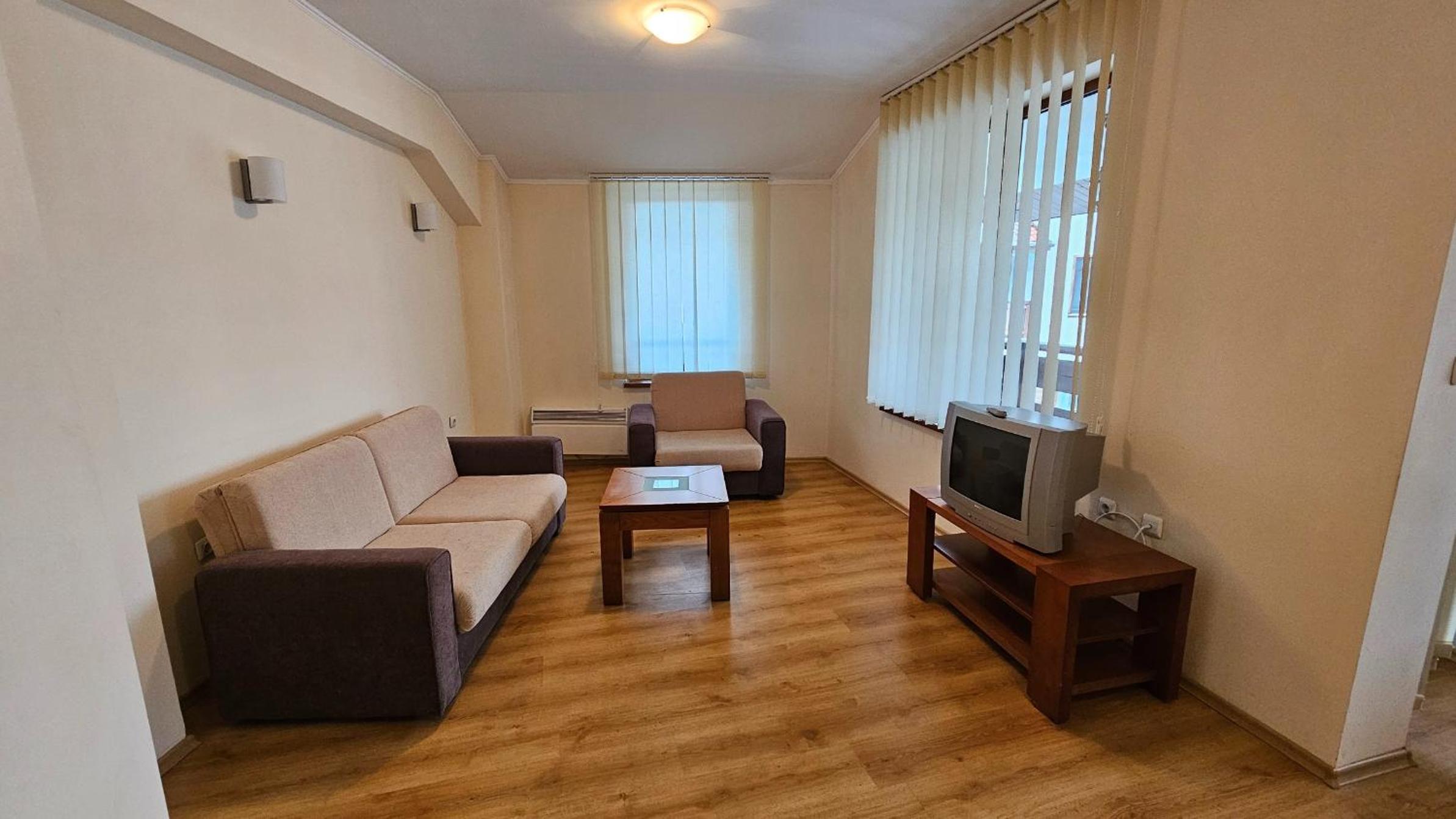 SNOW PEAK TODORKA AND VIHREN APARTAMENT /NEXT TO THE LIFT/ 7 PERSONS/