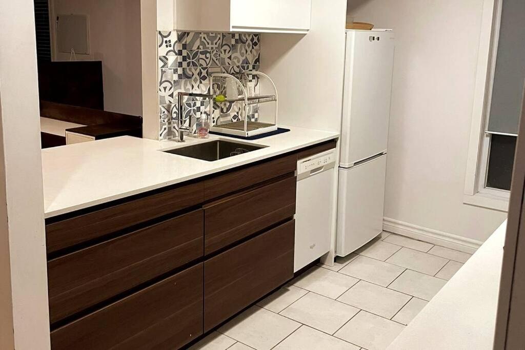 Montpetit condo 2 chambres