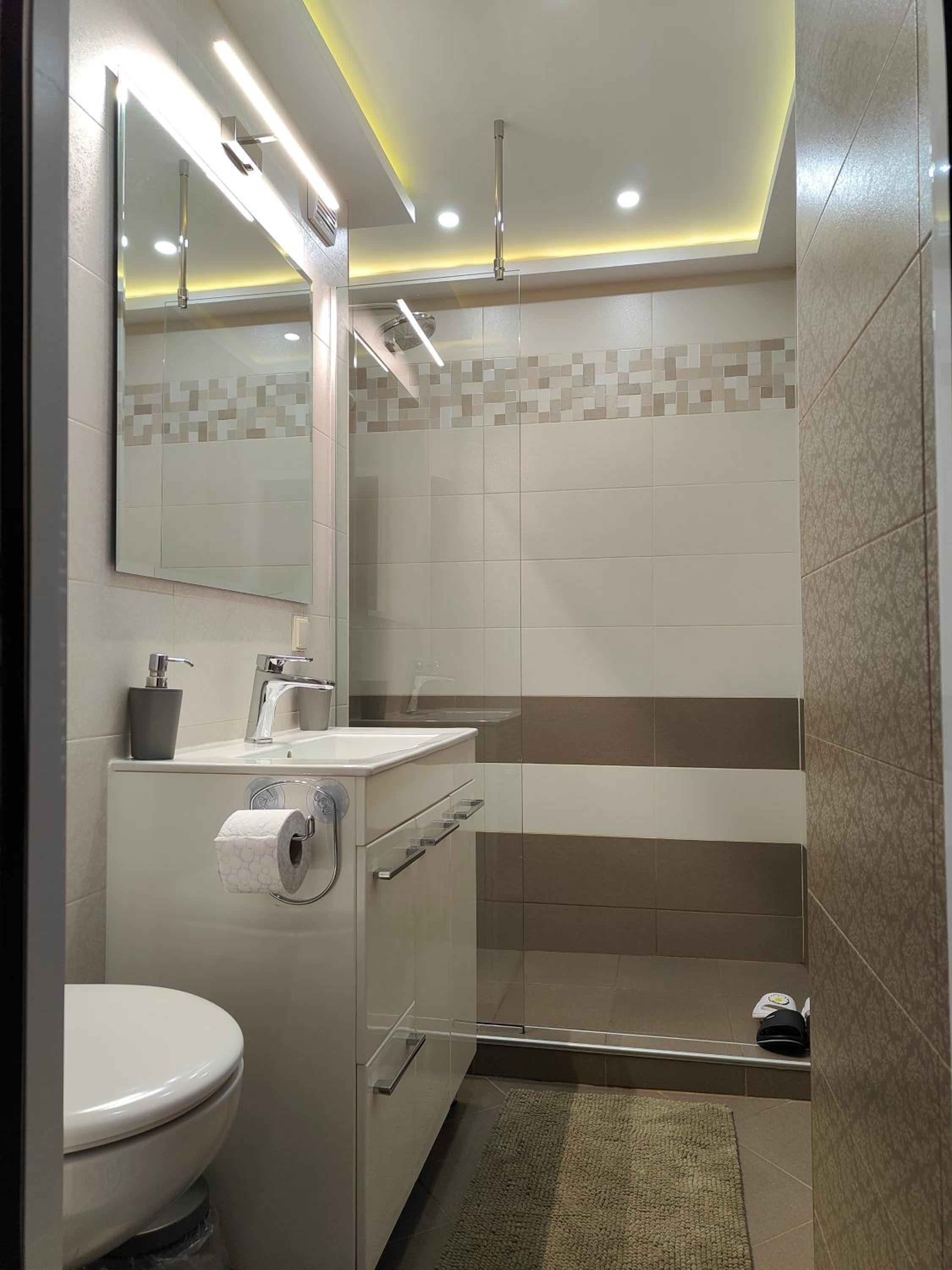Newly renovated 2 bedroom apartment in Sofia