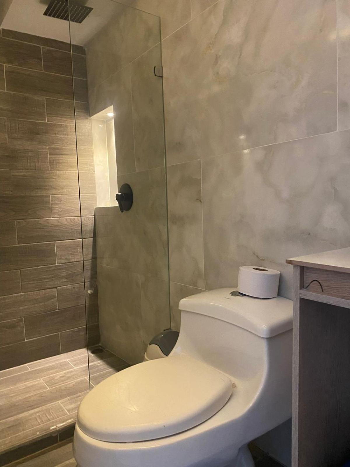 Apartmanto duplex de 2 alcobas estadio laurles la 70