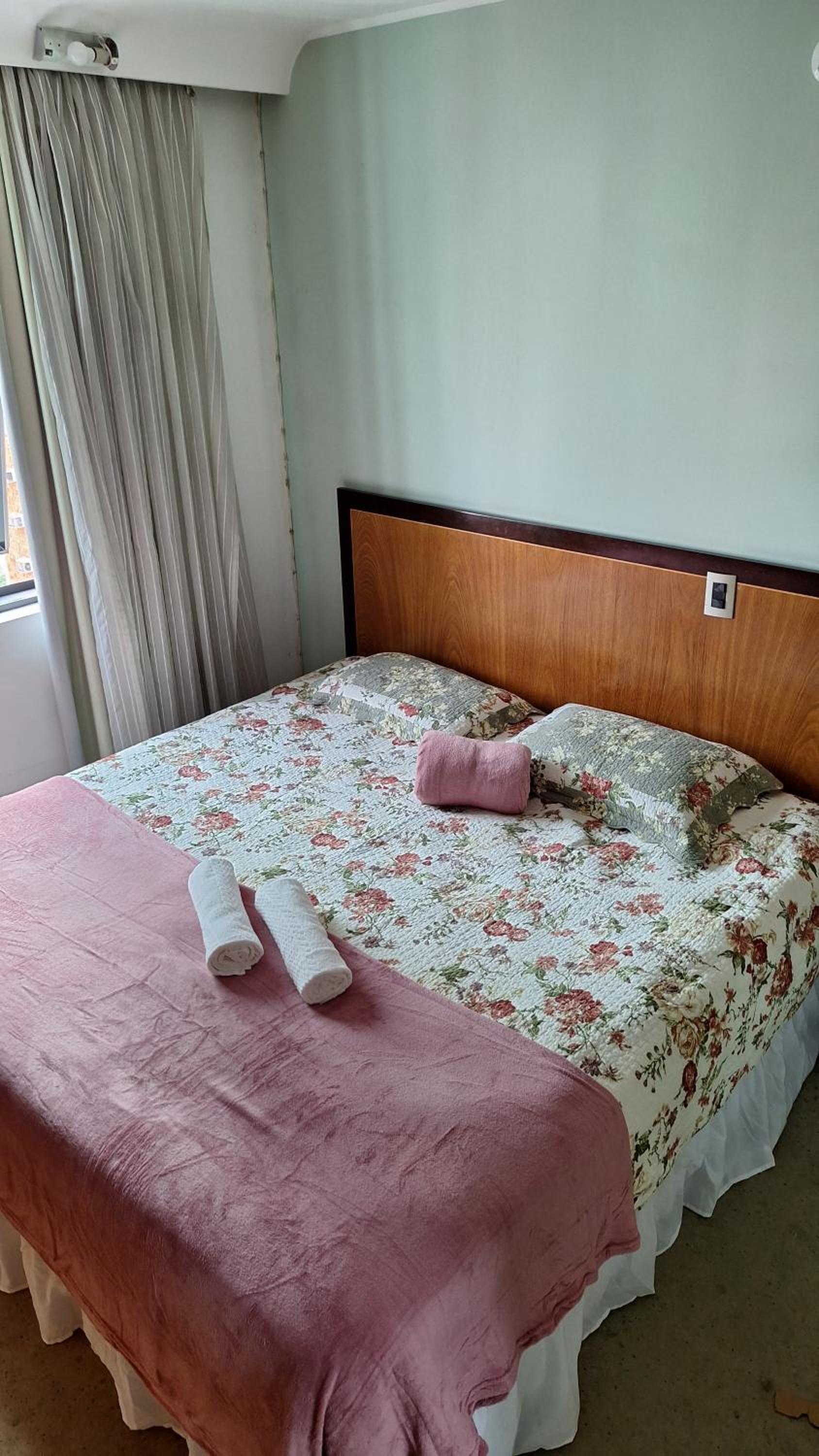 HOTEL in AVENIDA IBIRAPUERA , QUARTO LUXUOSO , CUSTO BENEFÍCIO