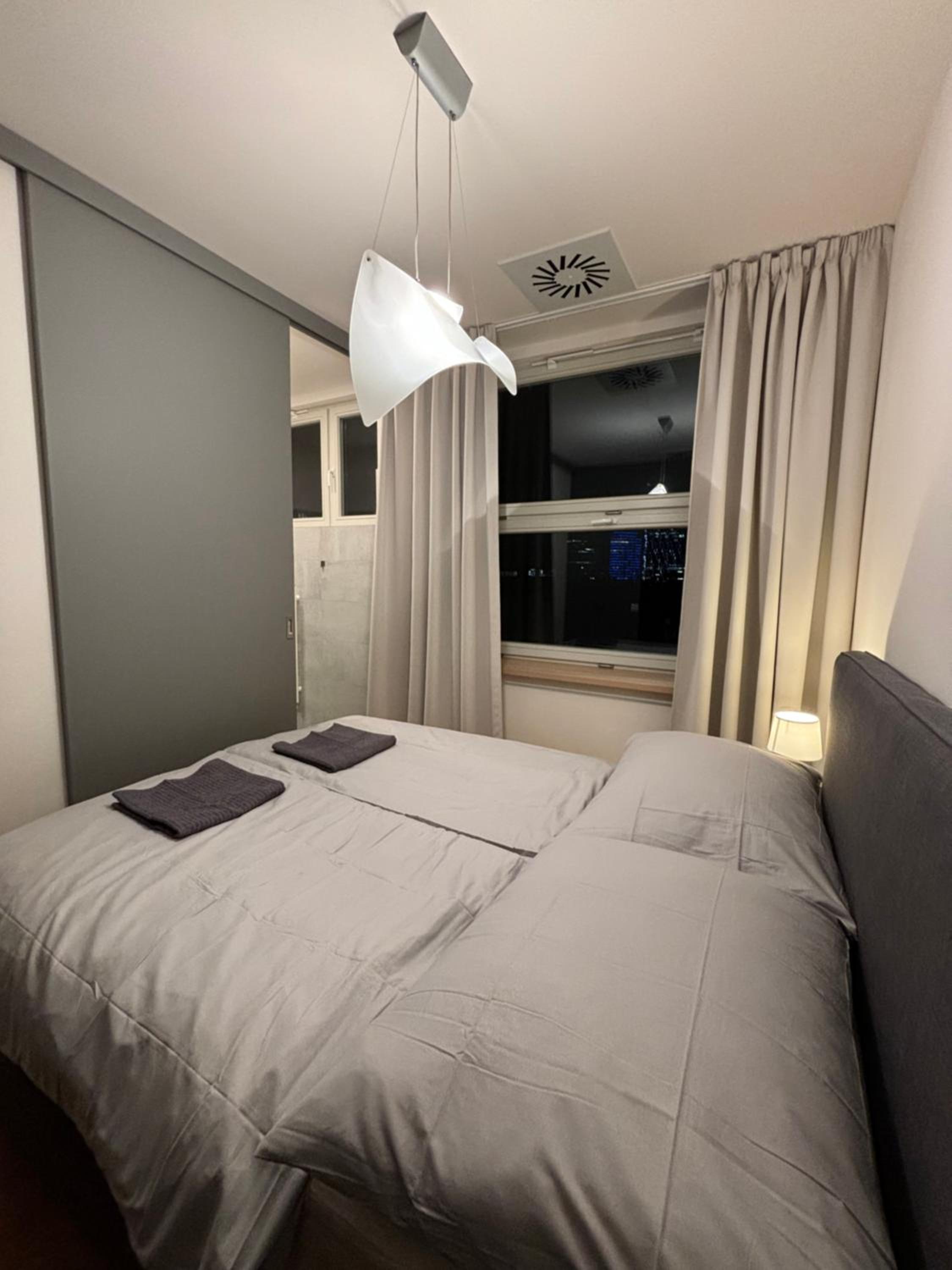 Main city CENTER - LUXURY - FREE PARKING - CITY VIEW view 4