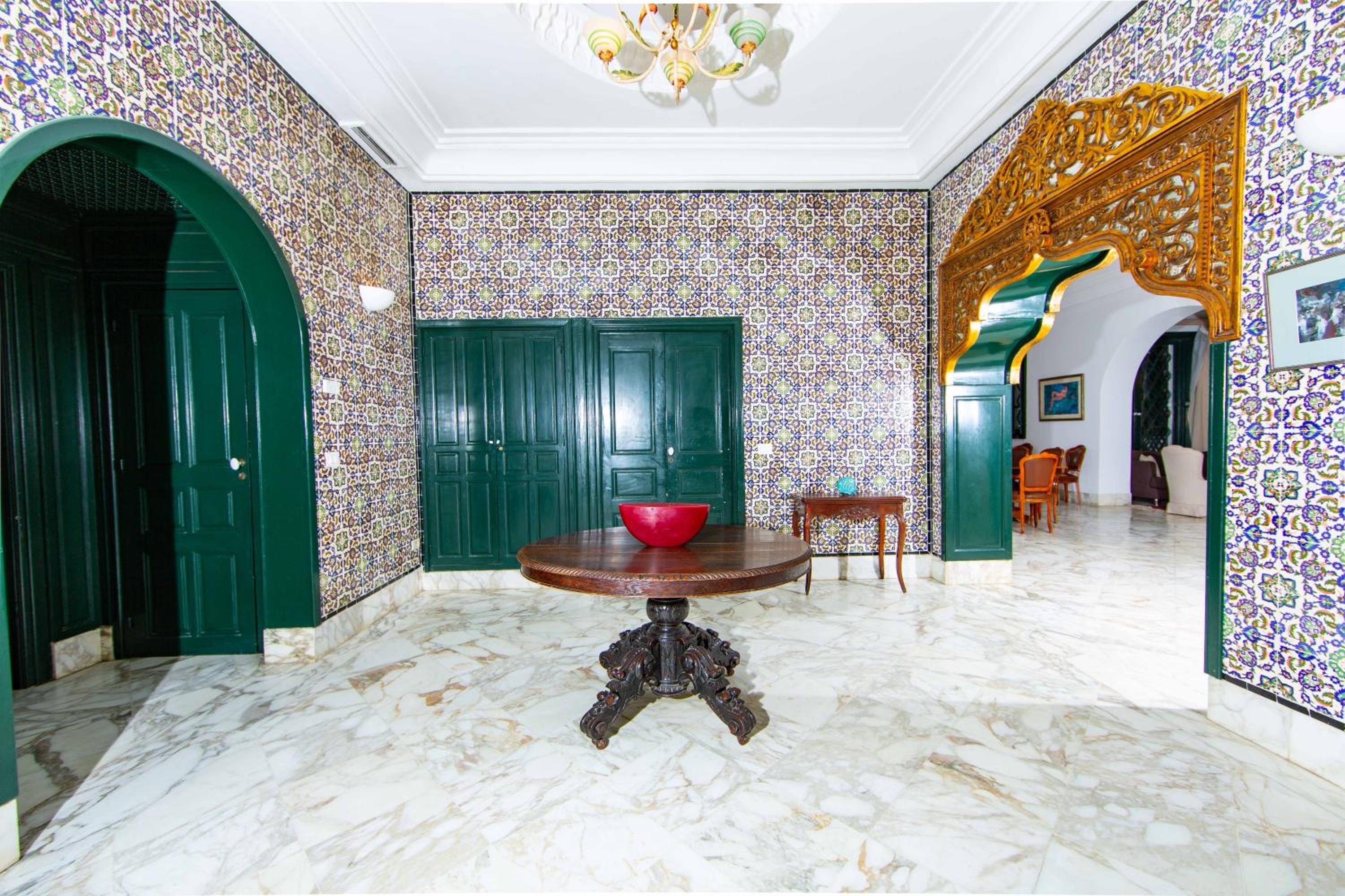 Arabesque House