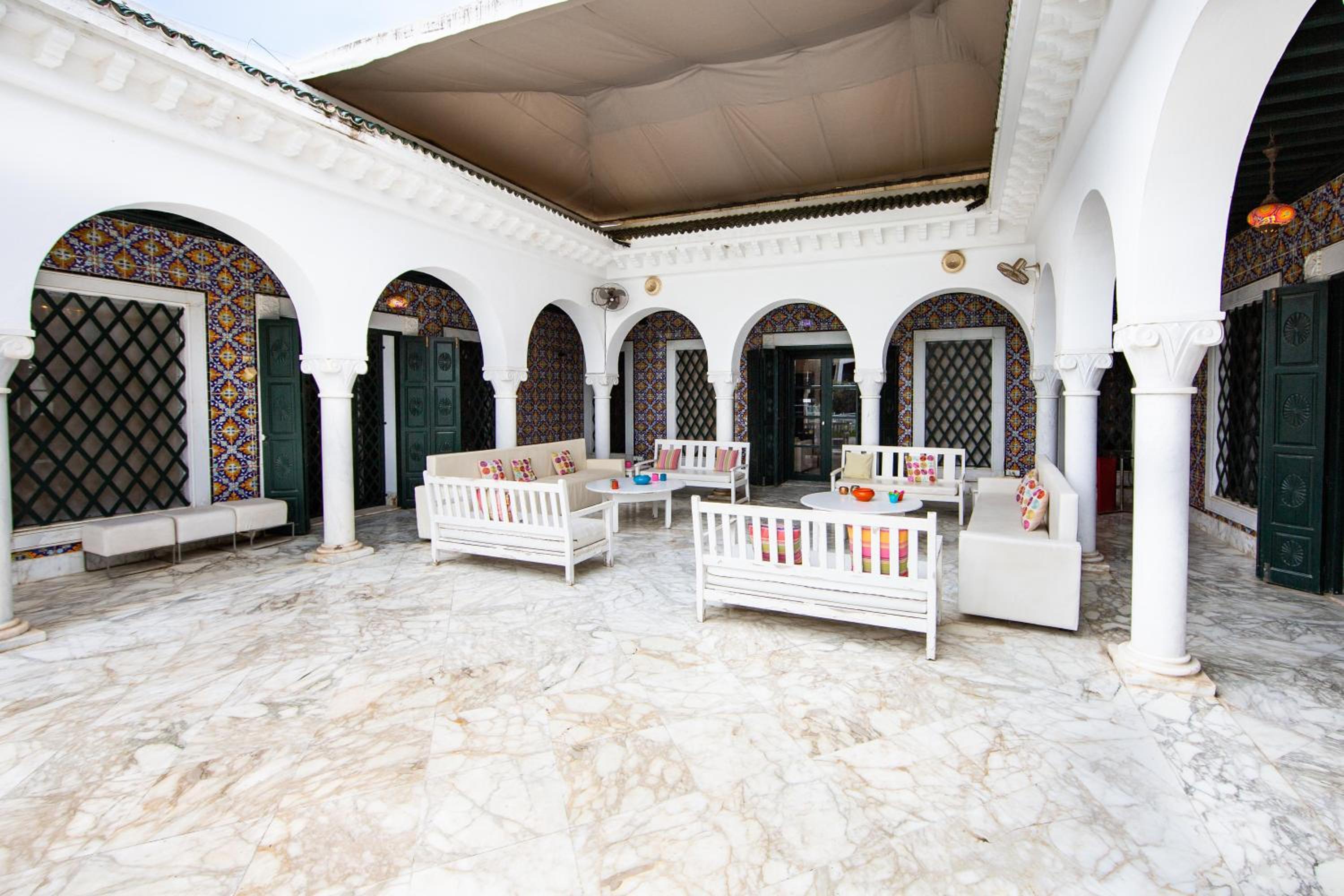 Arabesque House