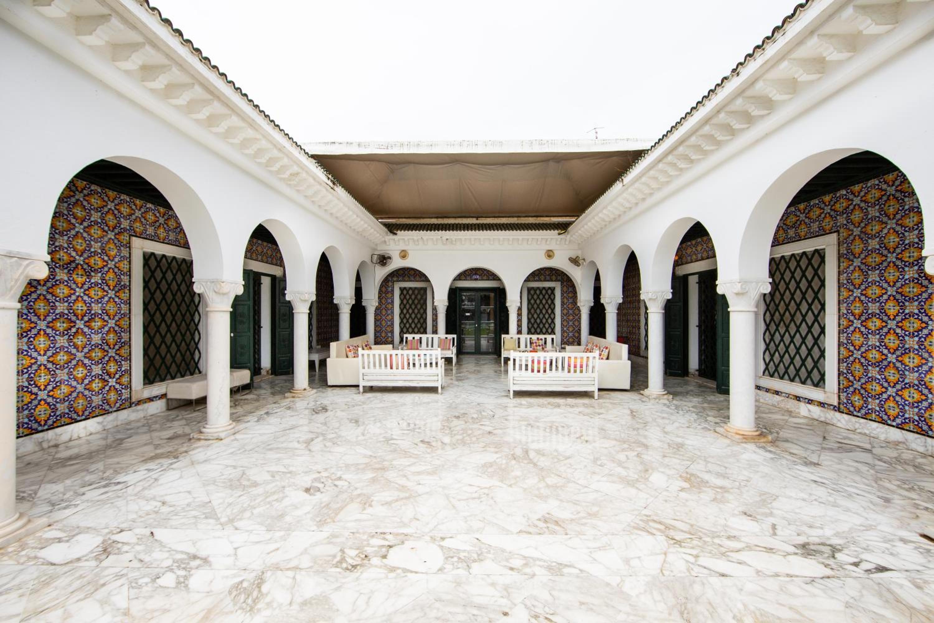 Arabesque House