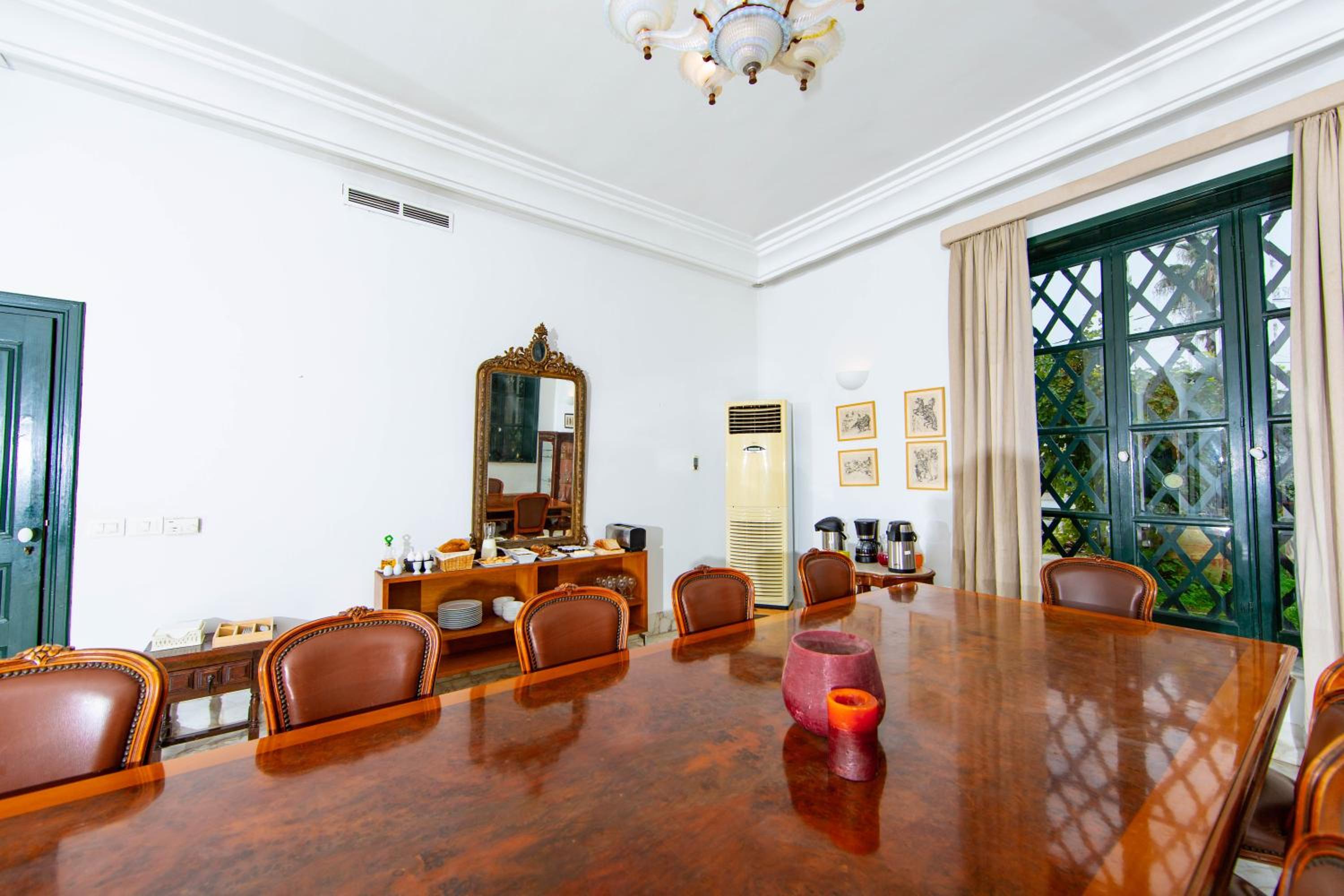 Arabesque House