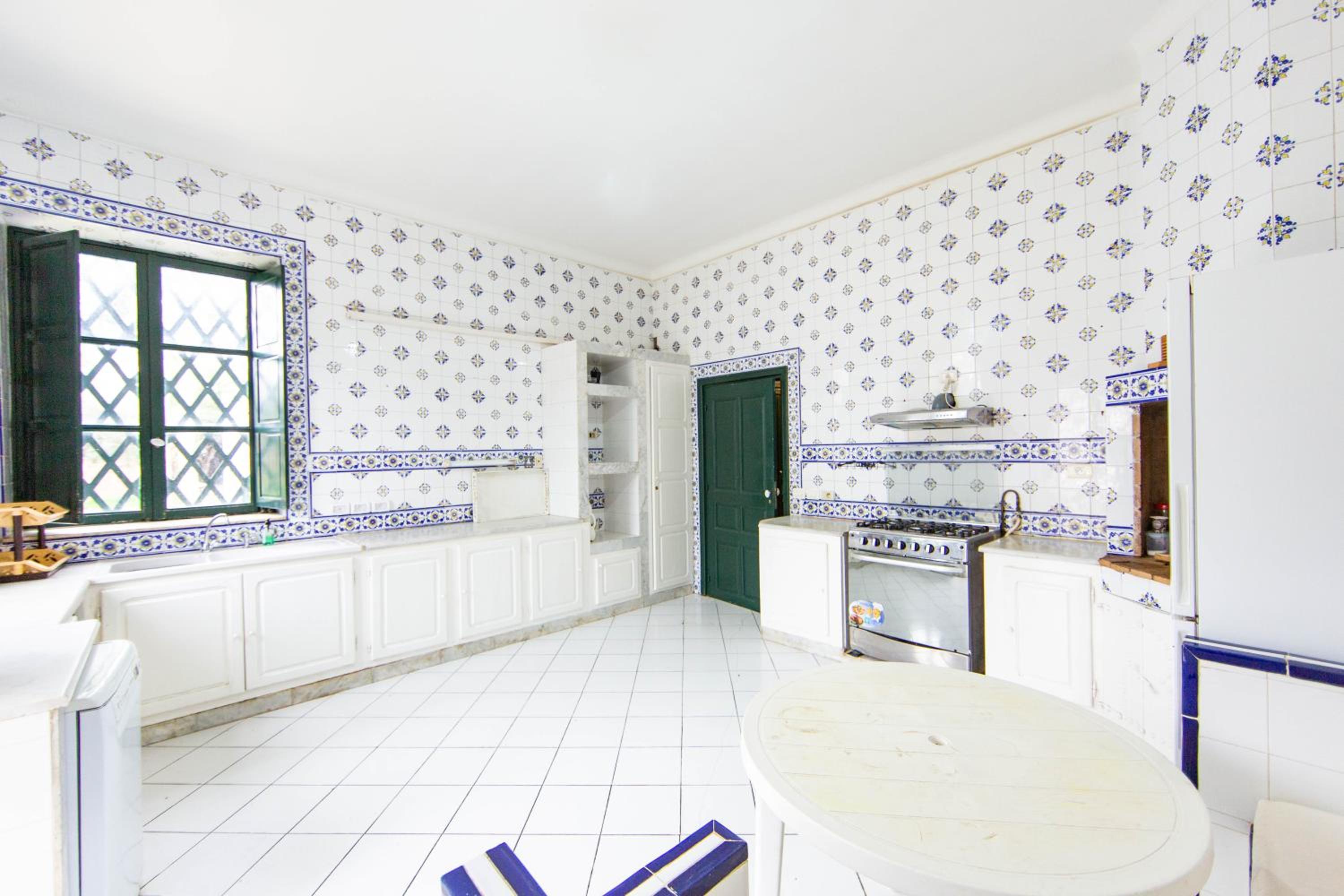 Arabesque House