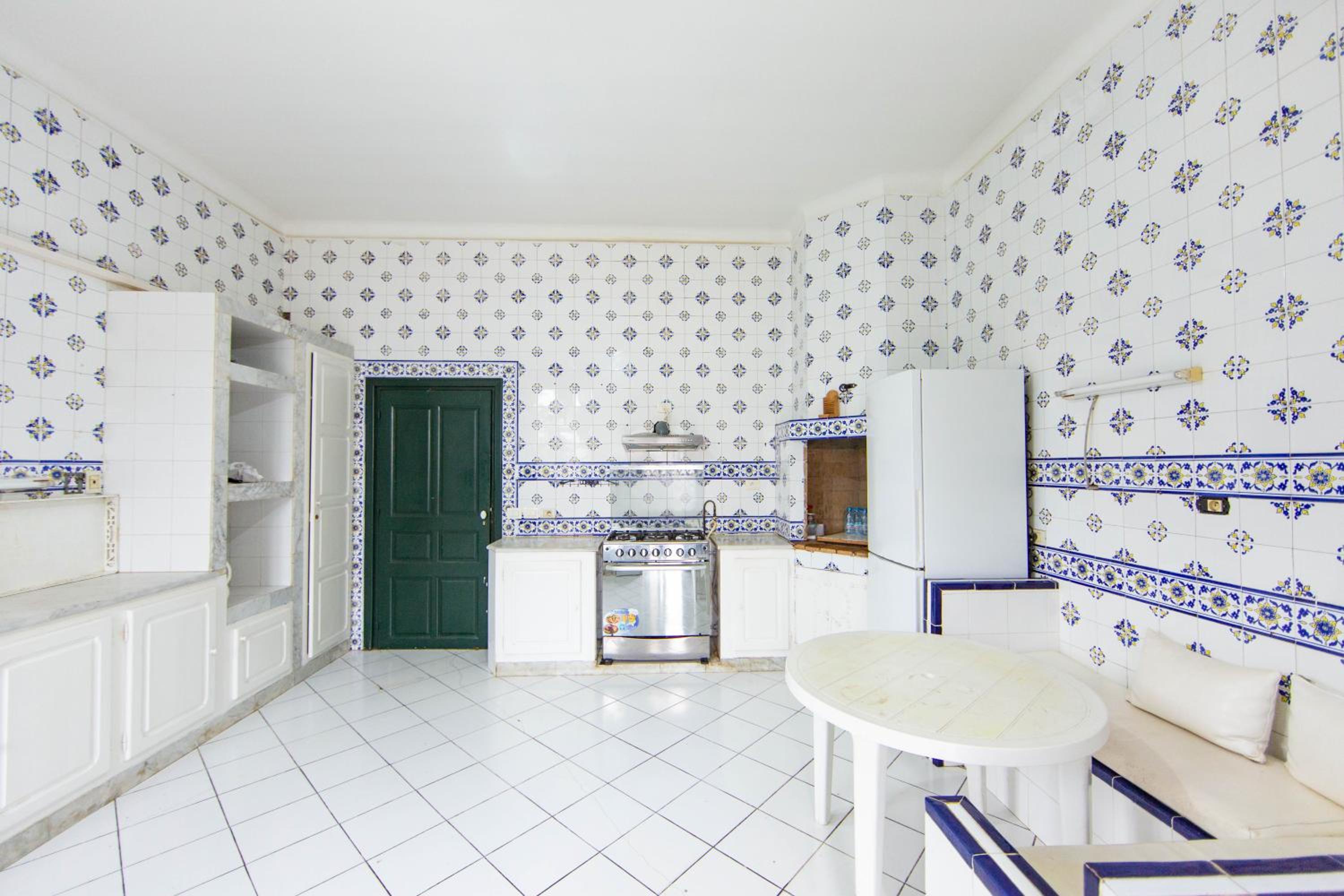 Arabesque House