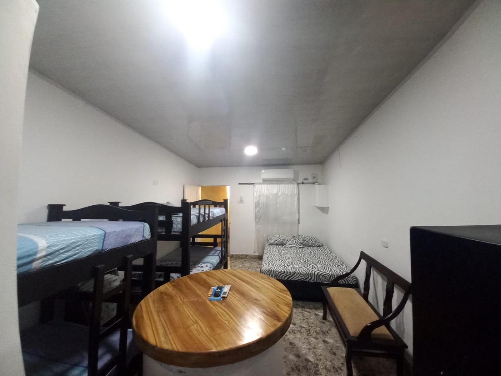 APARTAMENTOS LIZ MARIA