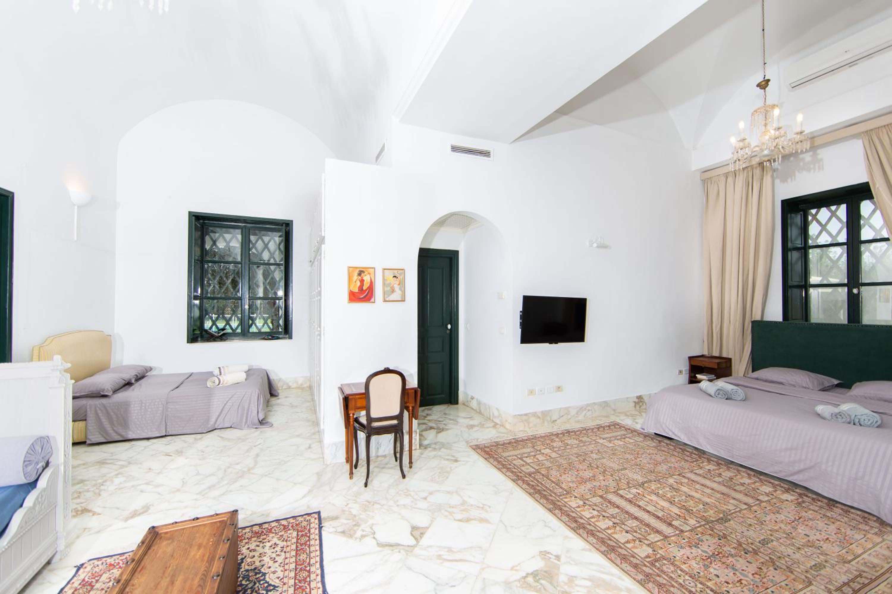 Arabesque House