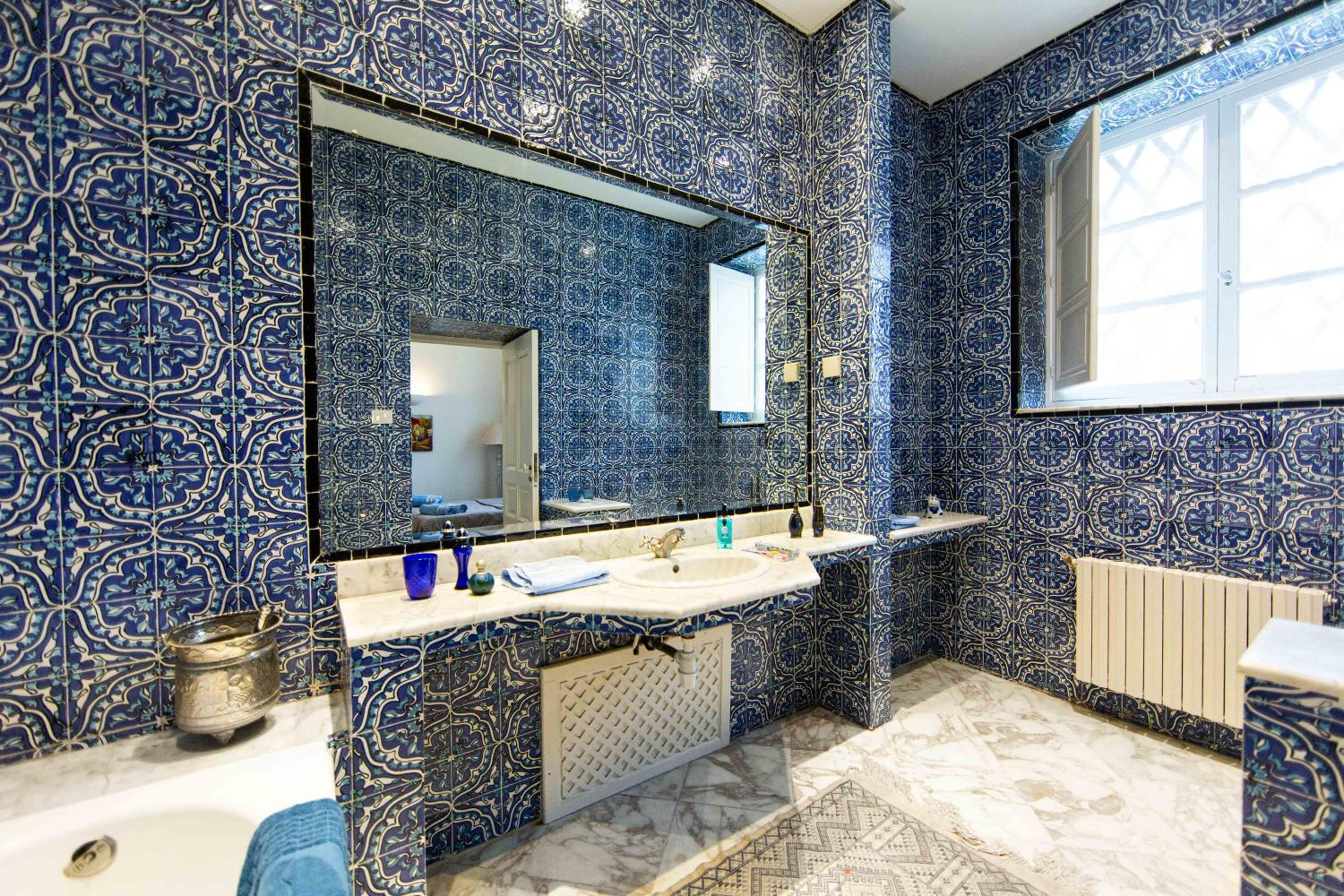 Arabesque House
