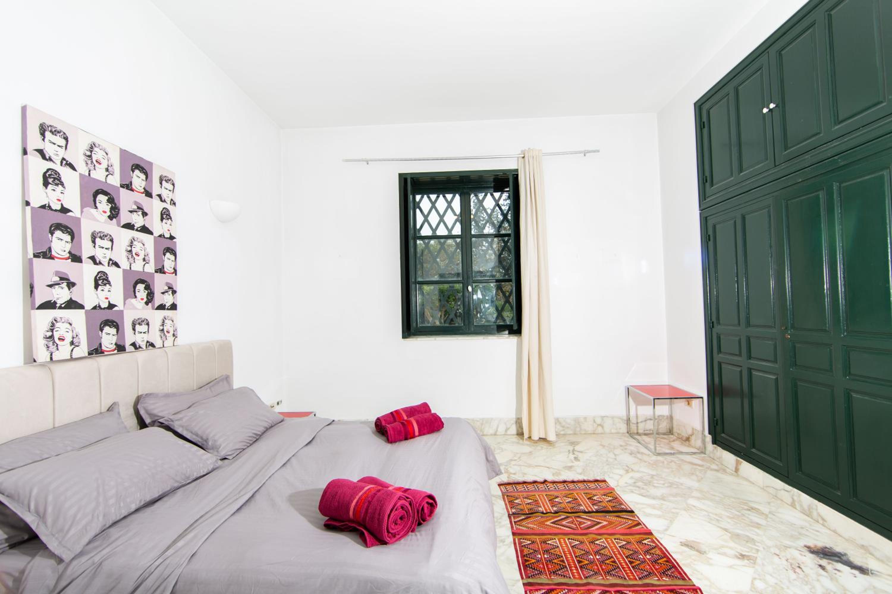 Arabesque House
