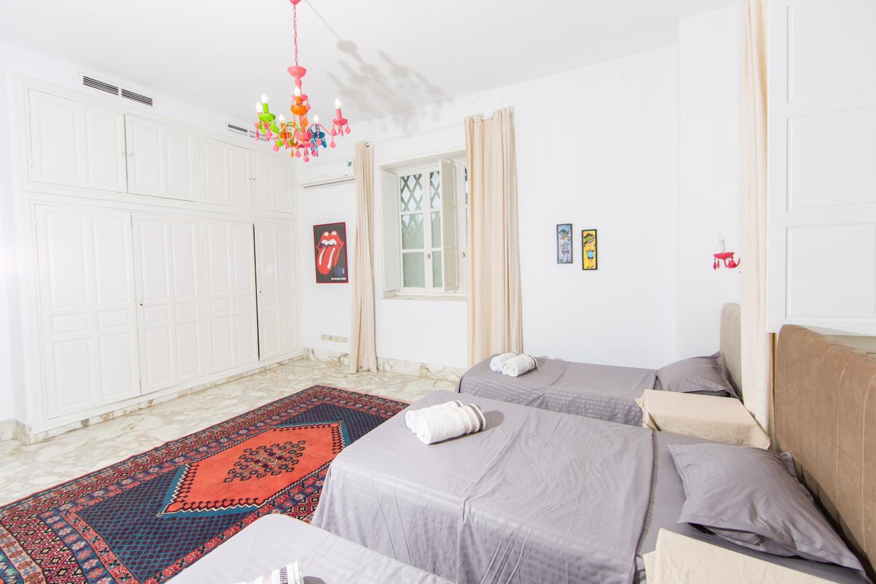 Arabesque House