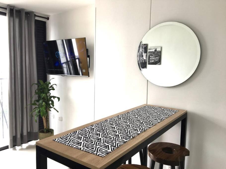 Apt Gran vista, agua caliente, parqueadero Privado