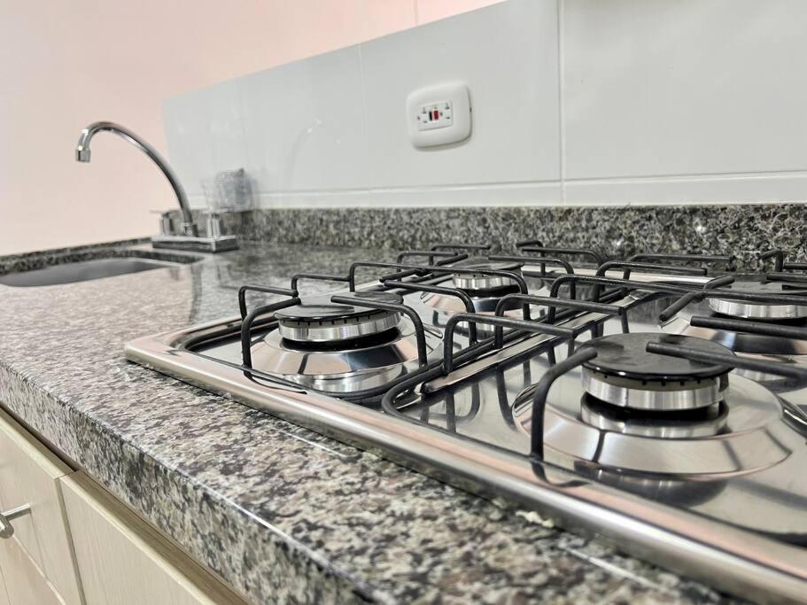 Apt Gran vista, agua caliente, parqueadero Privado