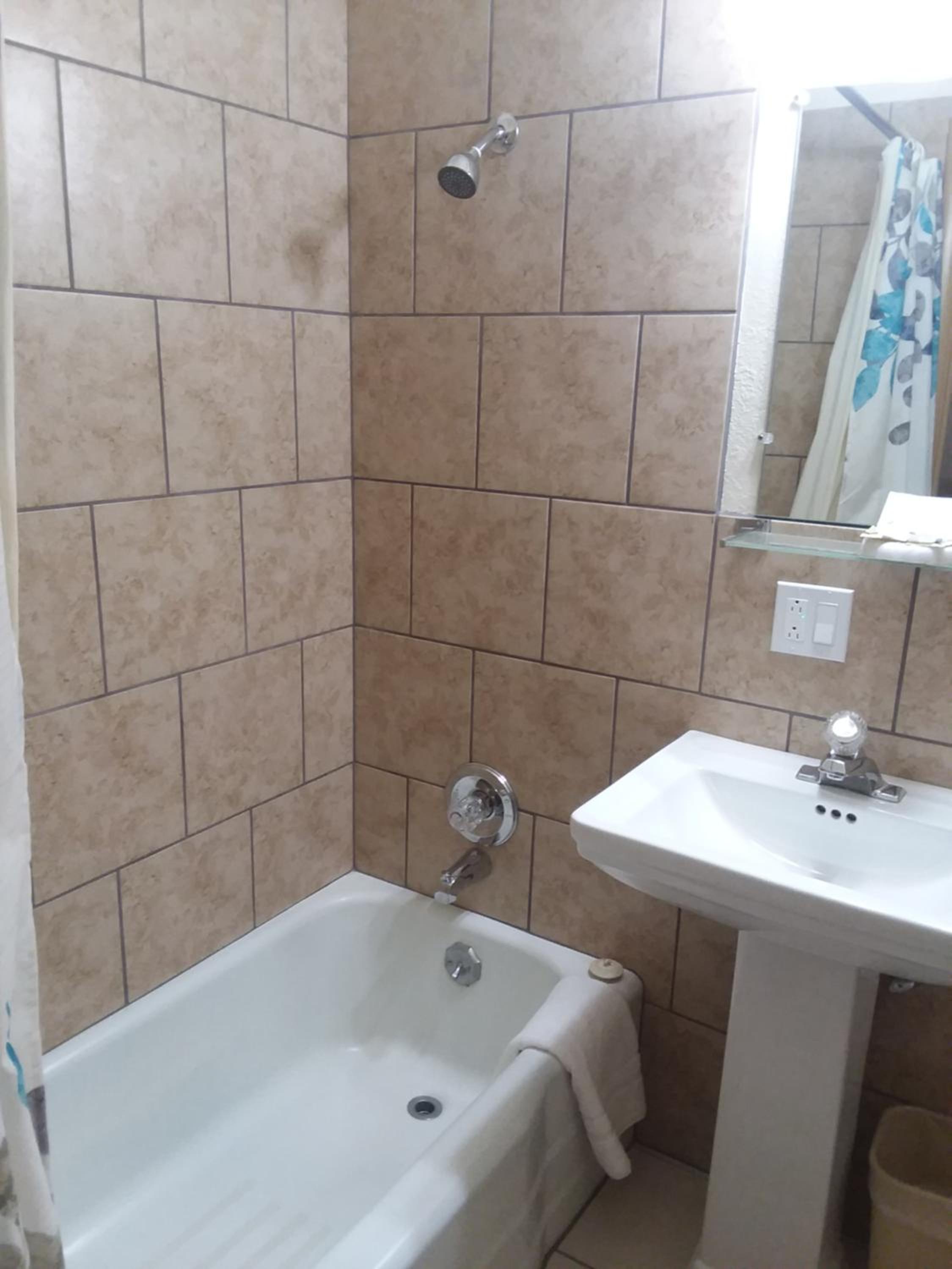Canon City Vacations - Travel Inn Motel - Property Image 51