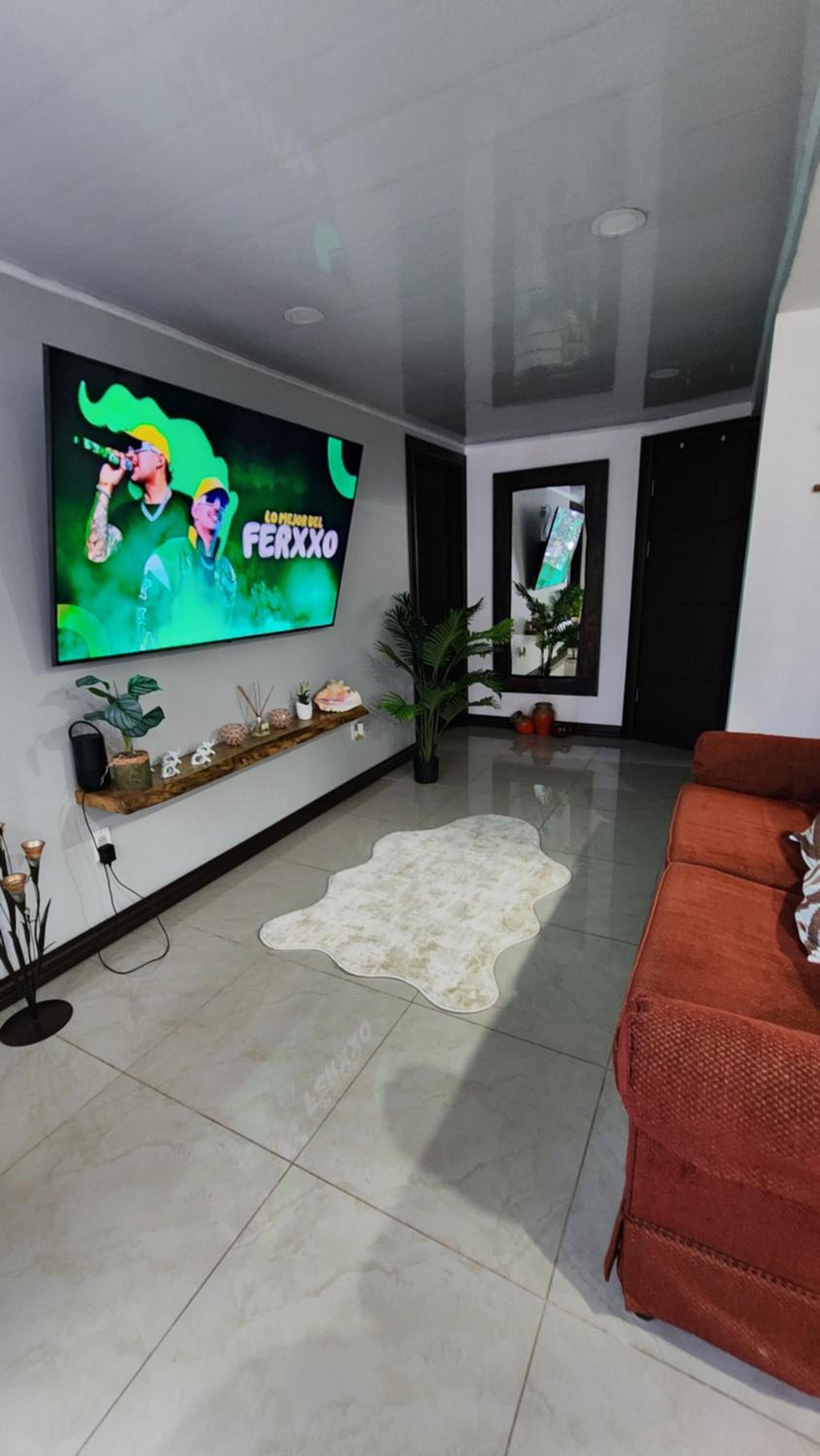 Luxury 3 Bedroom Apartment