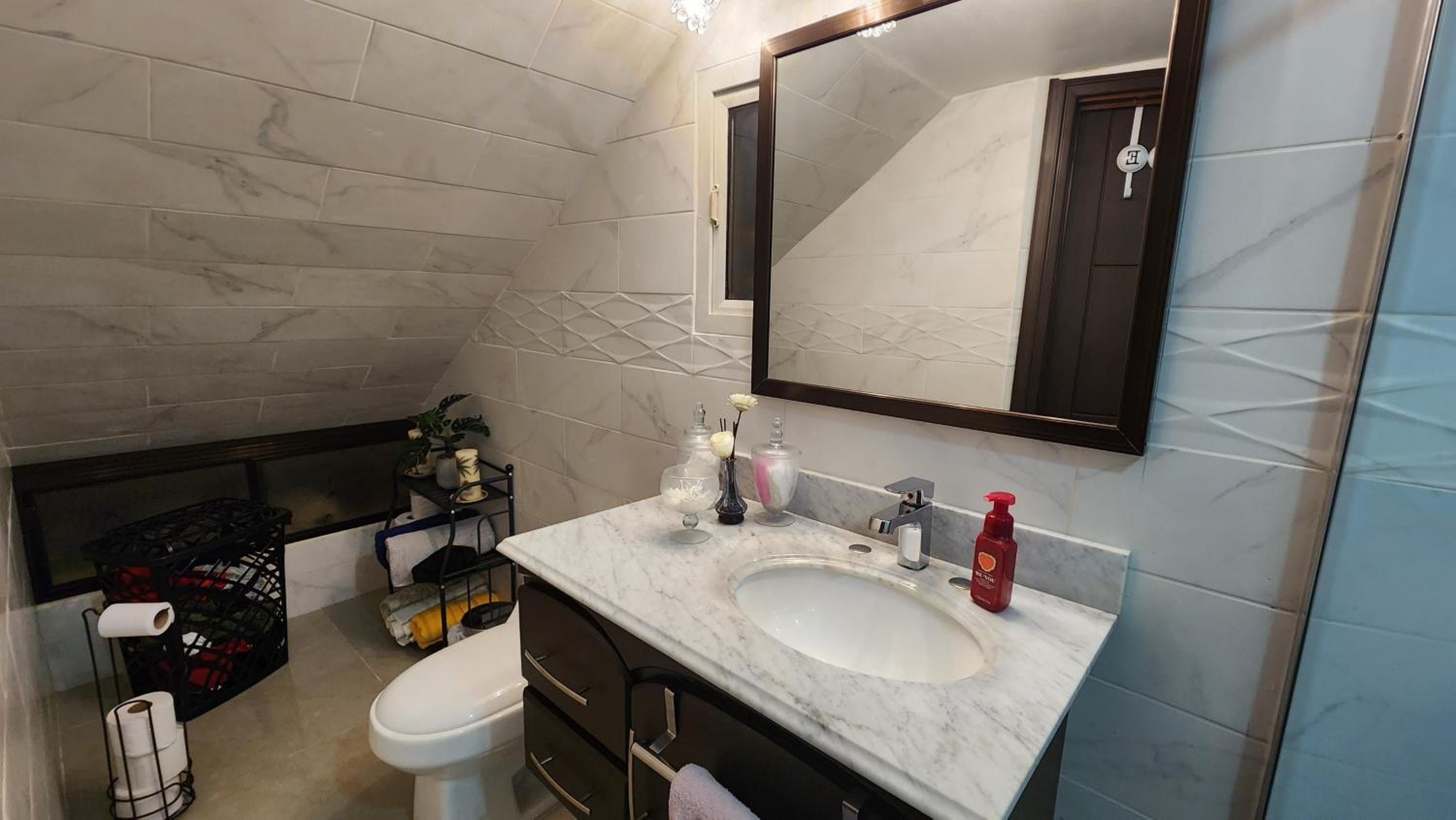 Luxury 3 Bedroom Apartment