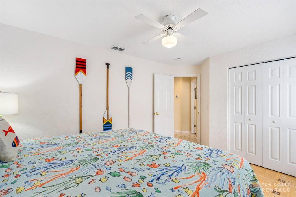 Large House, Ping-Pong, Pool Table, Dog Friendly, Steps to Beach & Private Yard! view 4