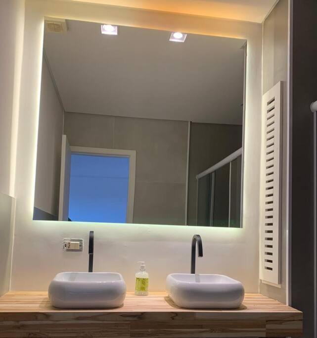 Apartamento com bela vista em Campos do Jordão