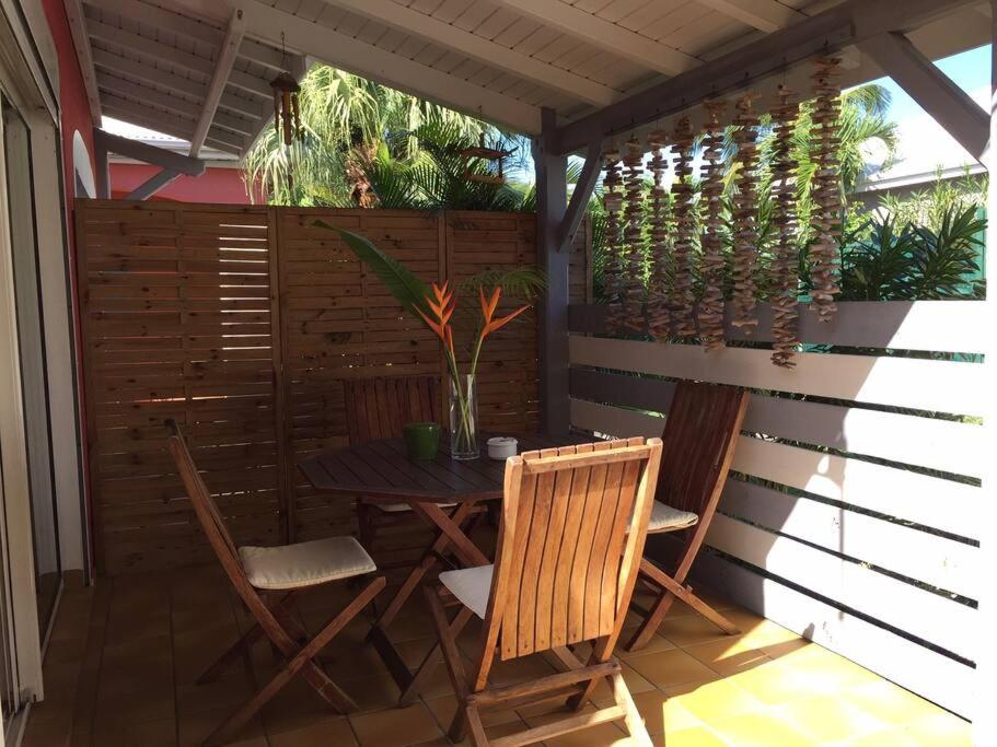 Villa Petite Terre à 50 mètres de la plage view 3