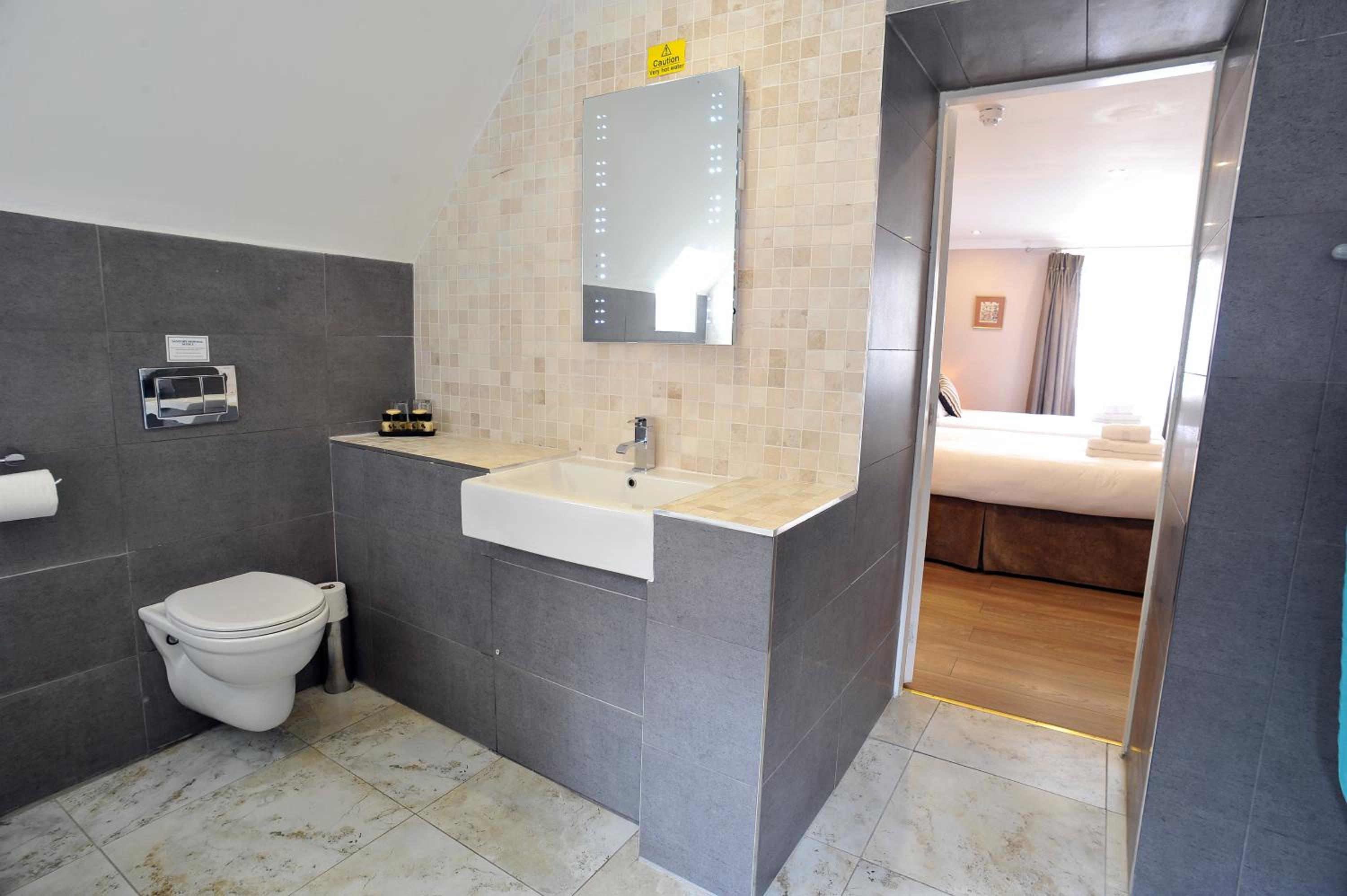 Berwick-upon-Tweed Vacations - The Kings Arms Hotel - Property Image 10