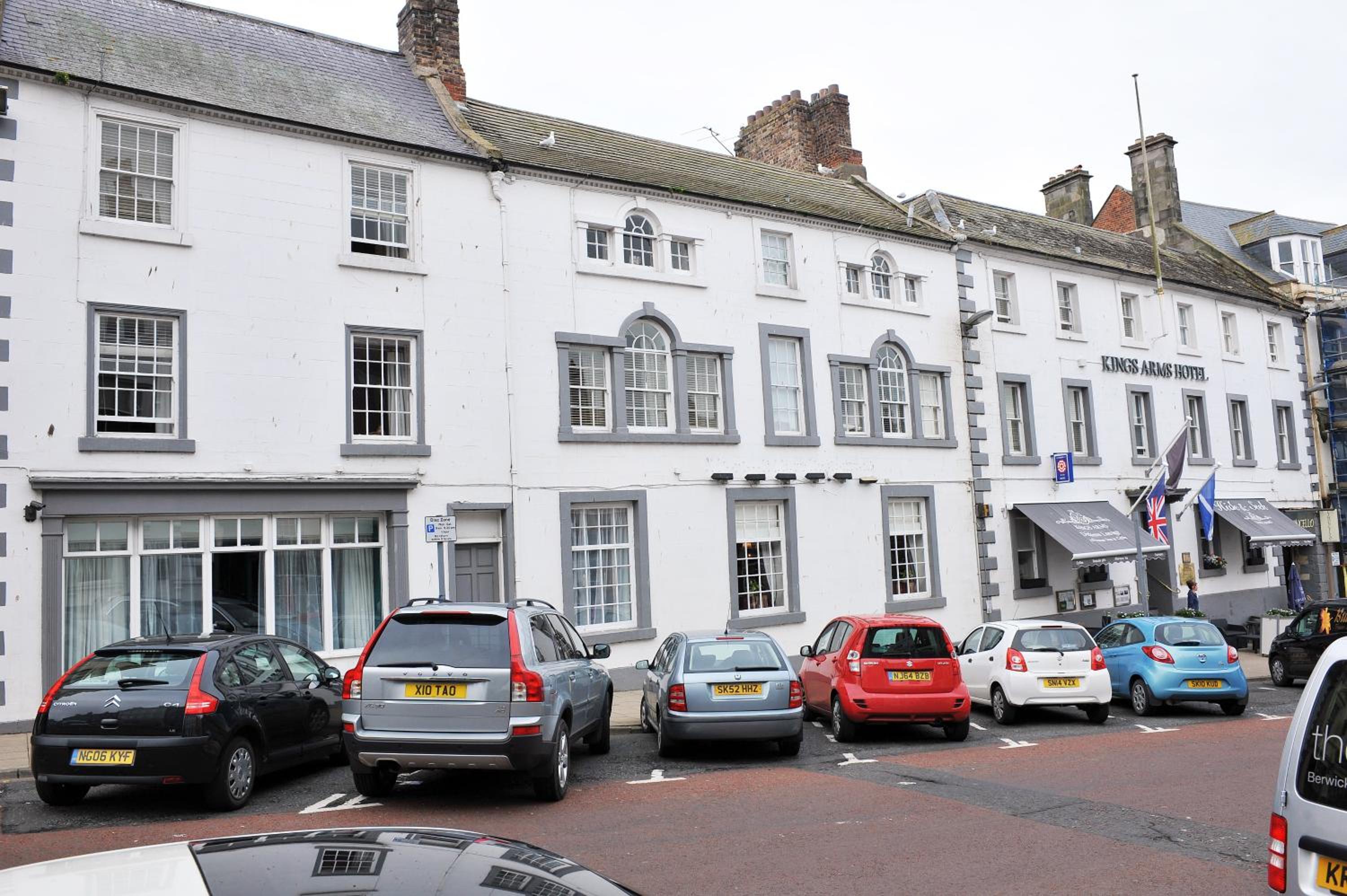 Berwick-upon-Tweed Vacations - The Kings Arms Hotel - Property Image 2