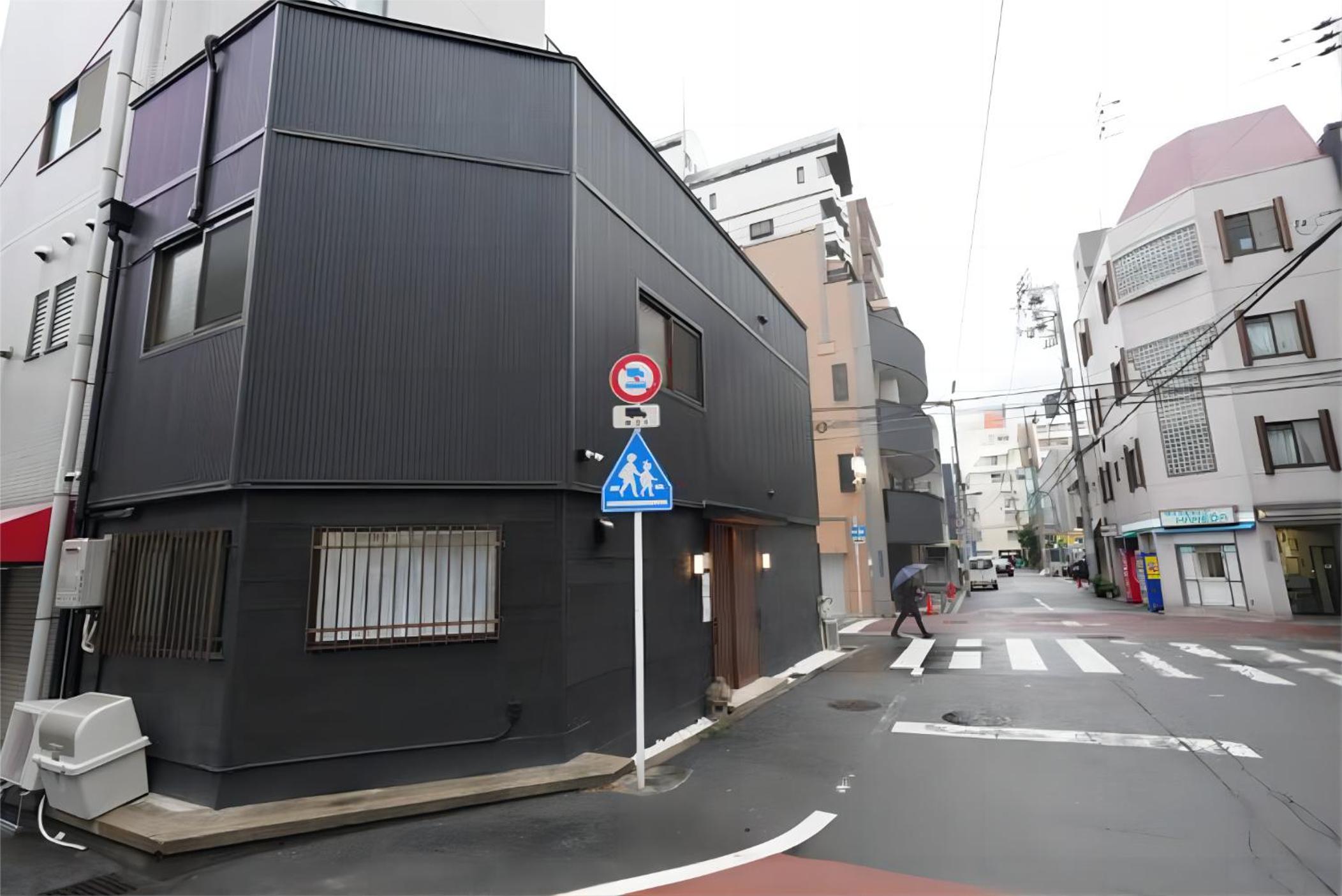 最大8名で泊まれる貸別荘日本橋駅徒歩5分黒門市場に隣接し道頓堀難波心斎橋徒歩圏内