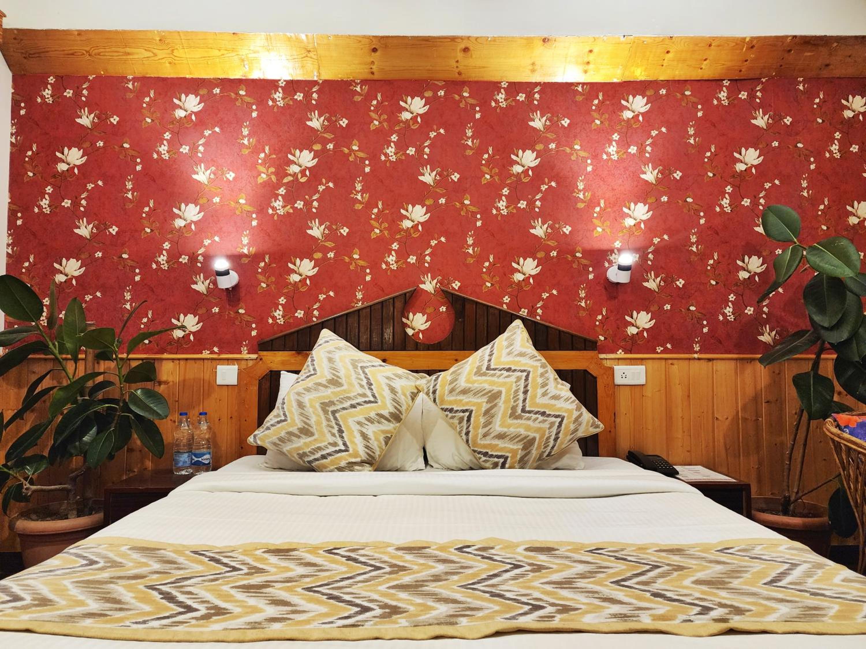 Hotel Pineview Shimla