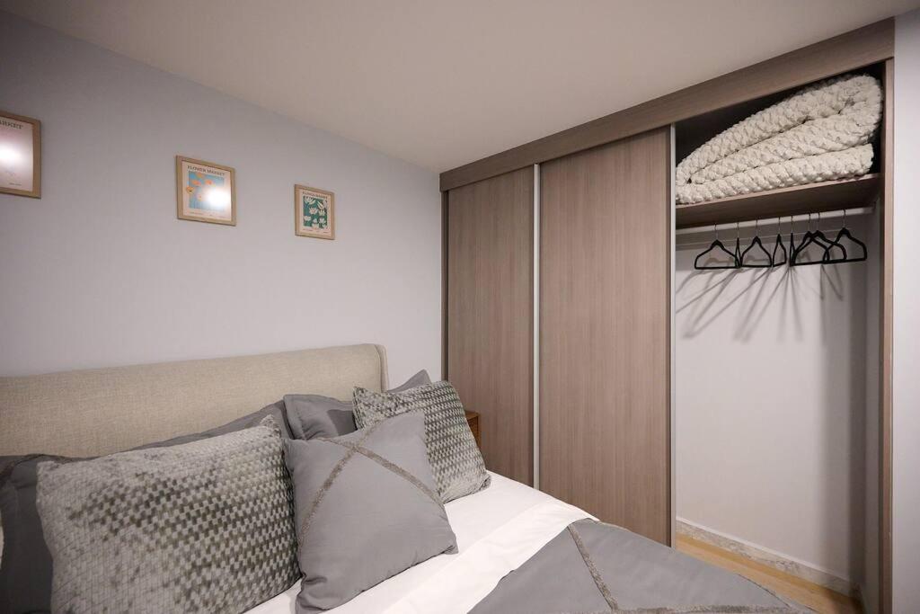 Luxury Chic& cozy apartment in heart of Roma Norte view 4