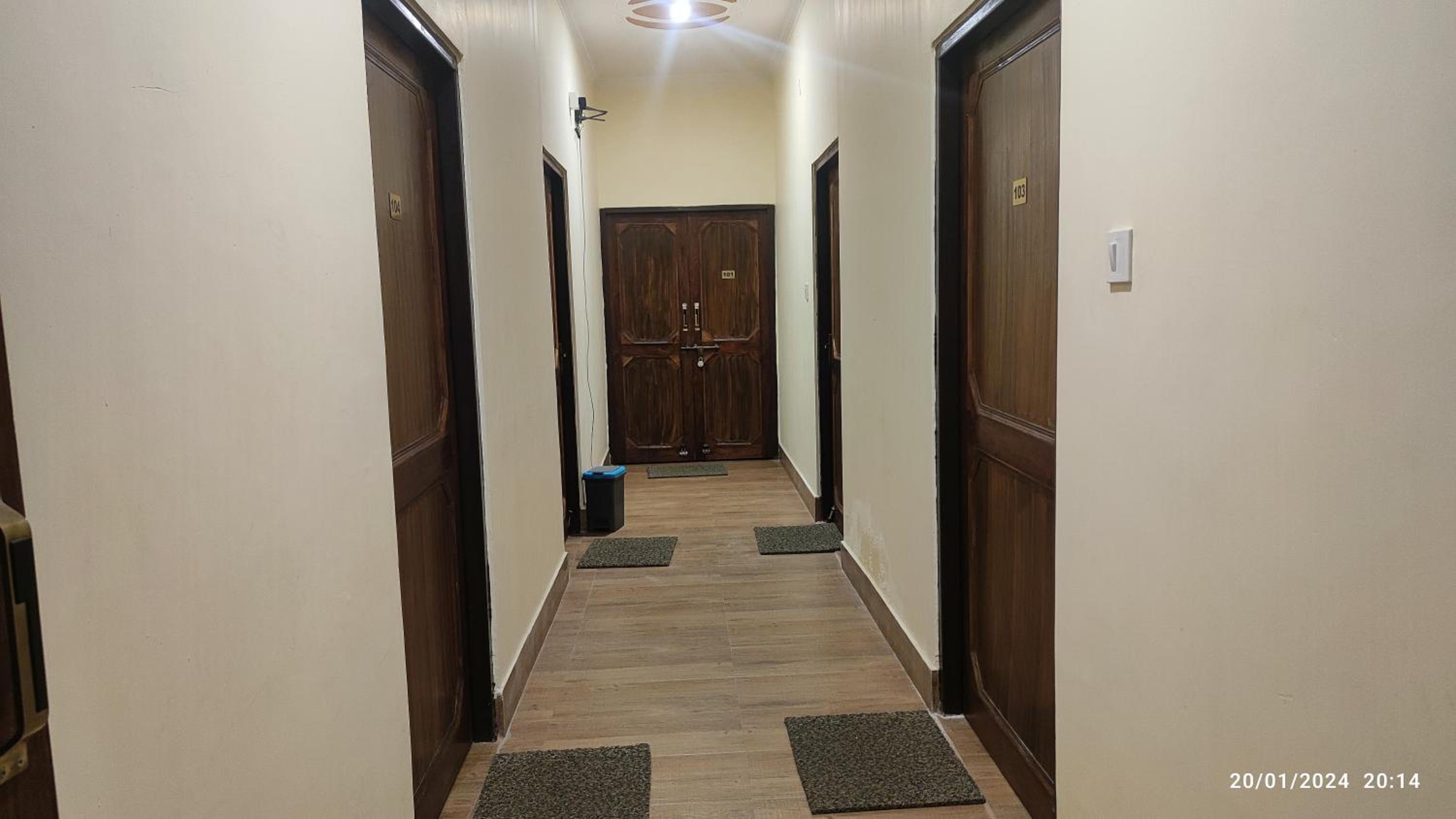 Photo 9