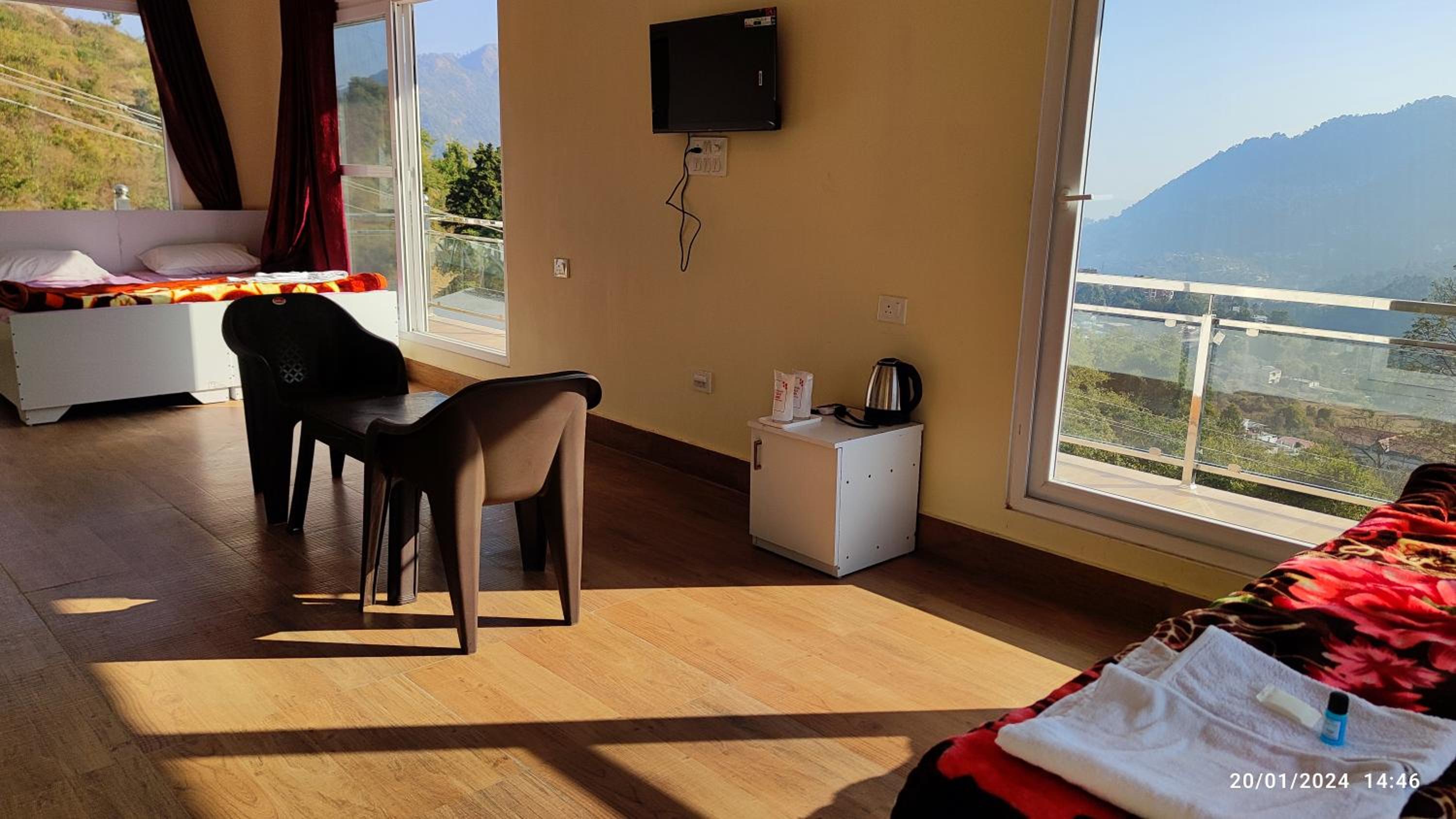 Host Labs Homestay - Premium View view 5