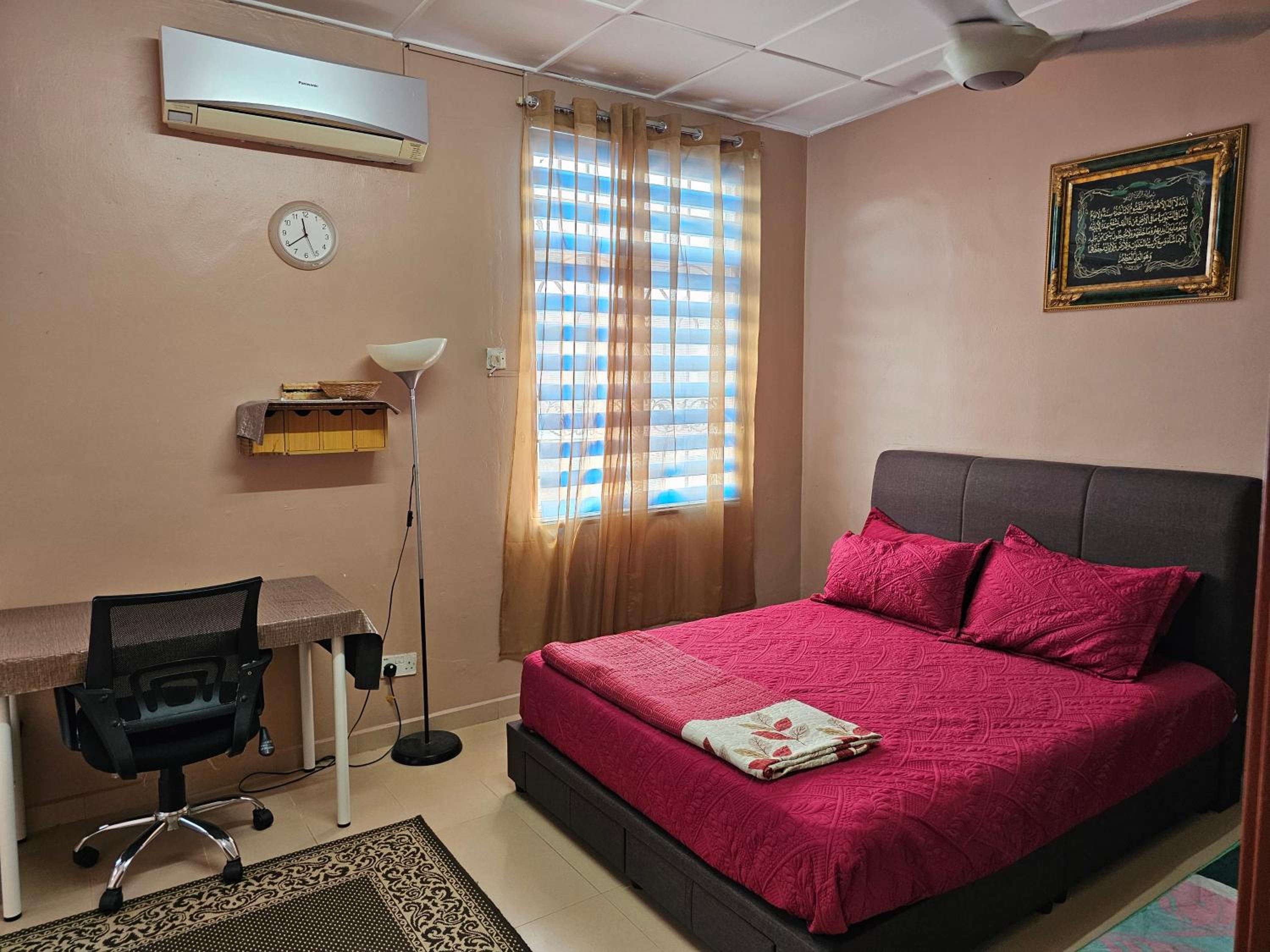 Homestay LaNik Saujana Utama 2