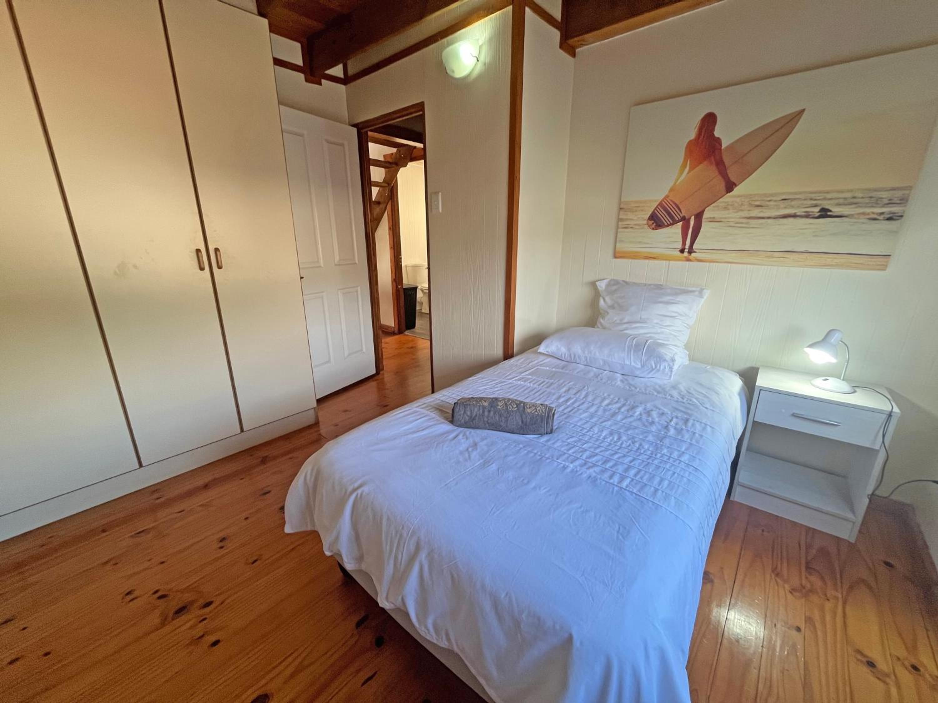 Jeffreysbay charming wooden house close to beach