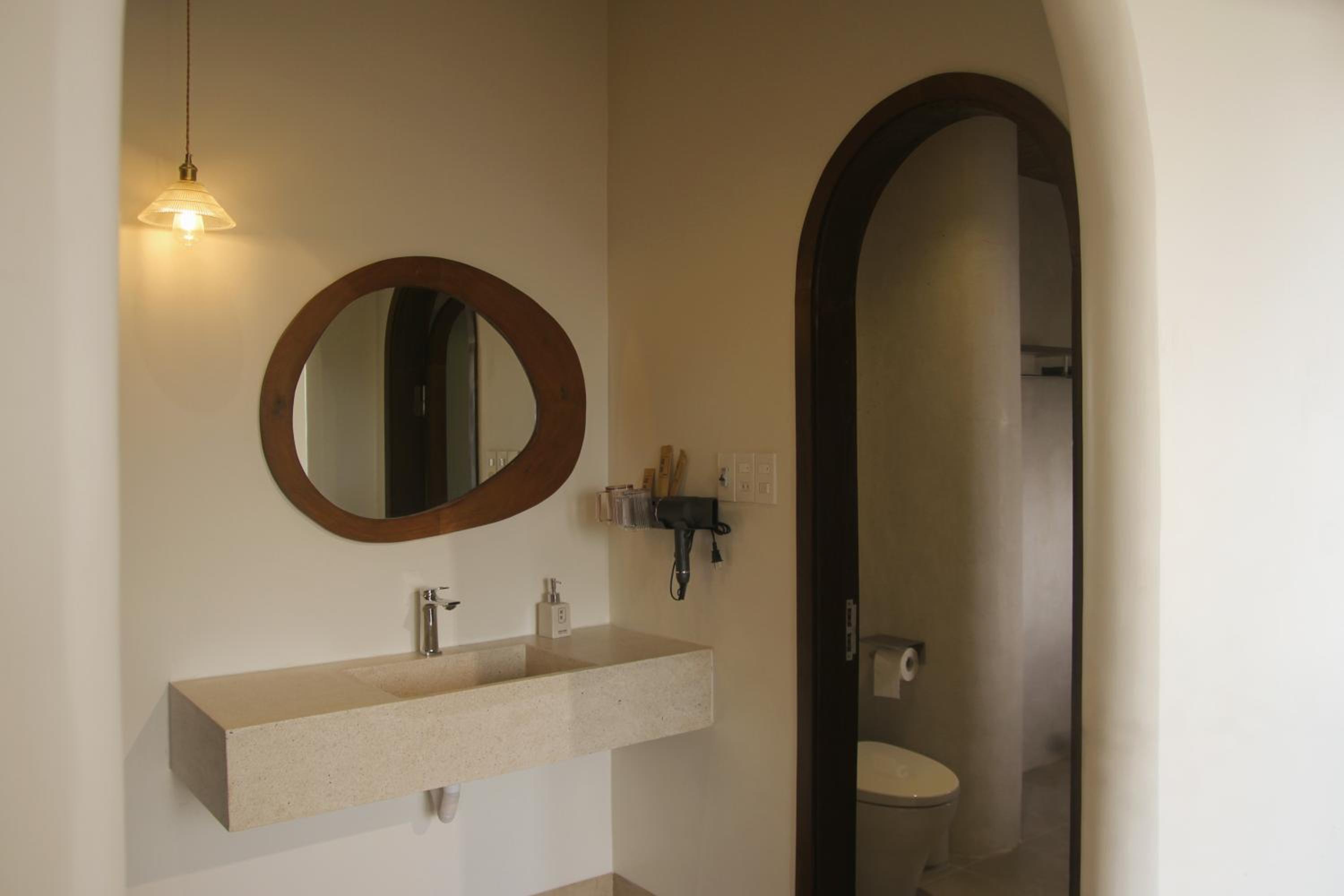 Komi House Homestay