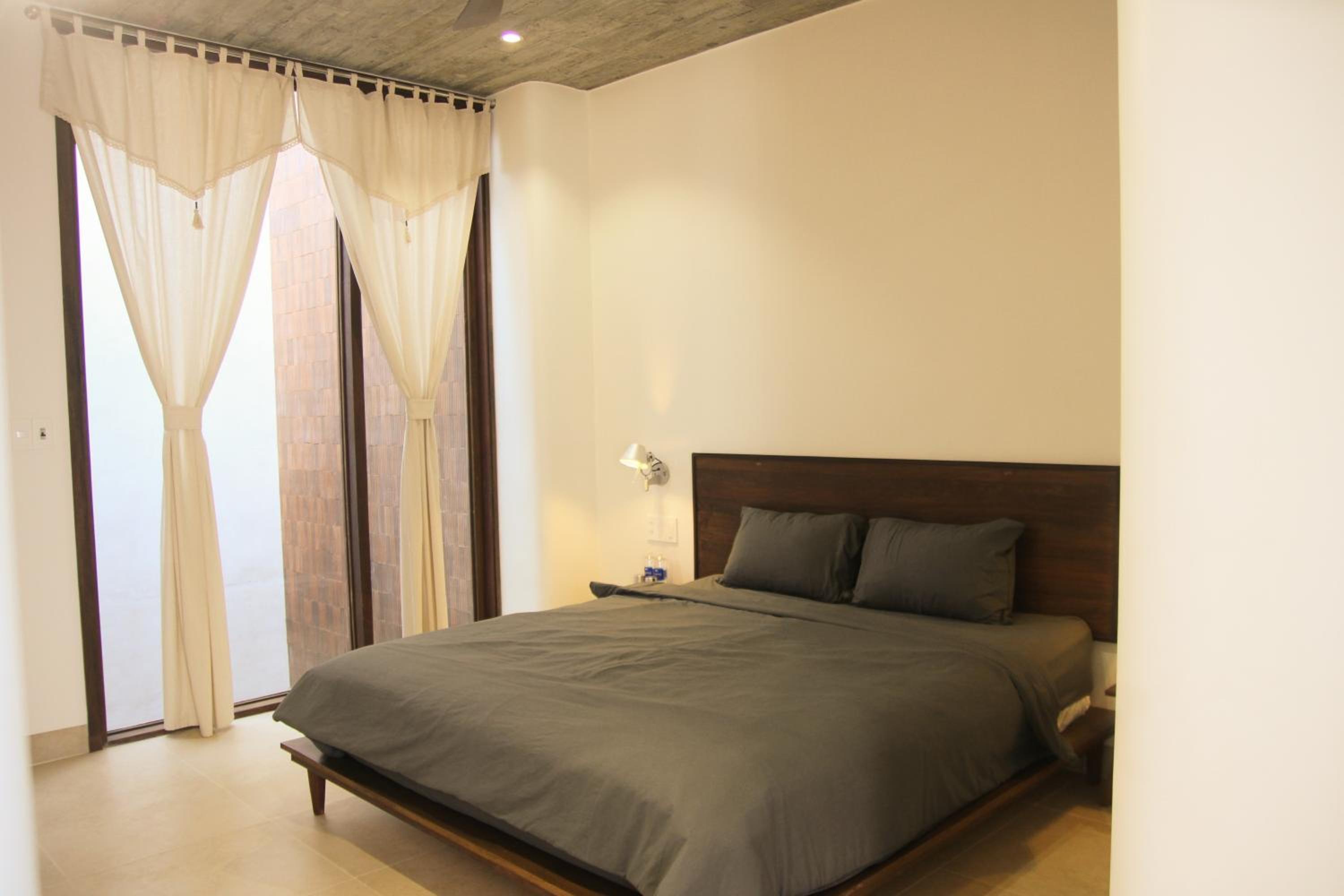 Komi House Homestay
