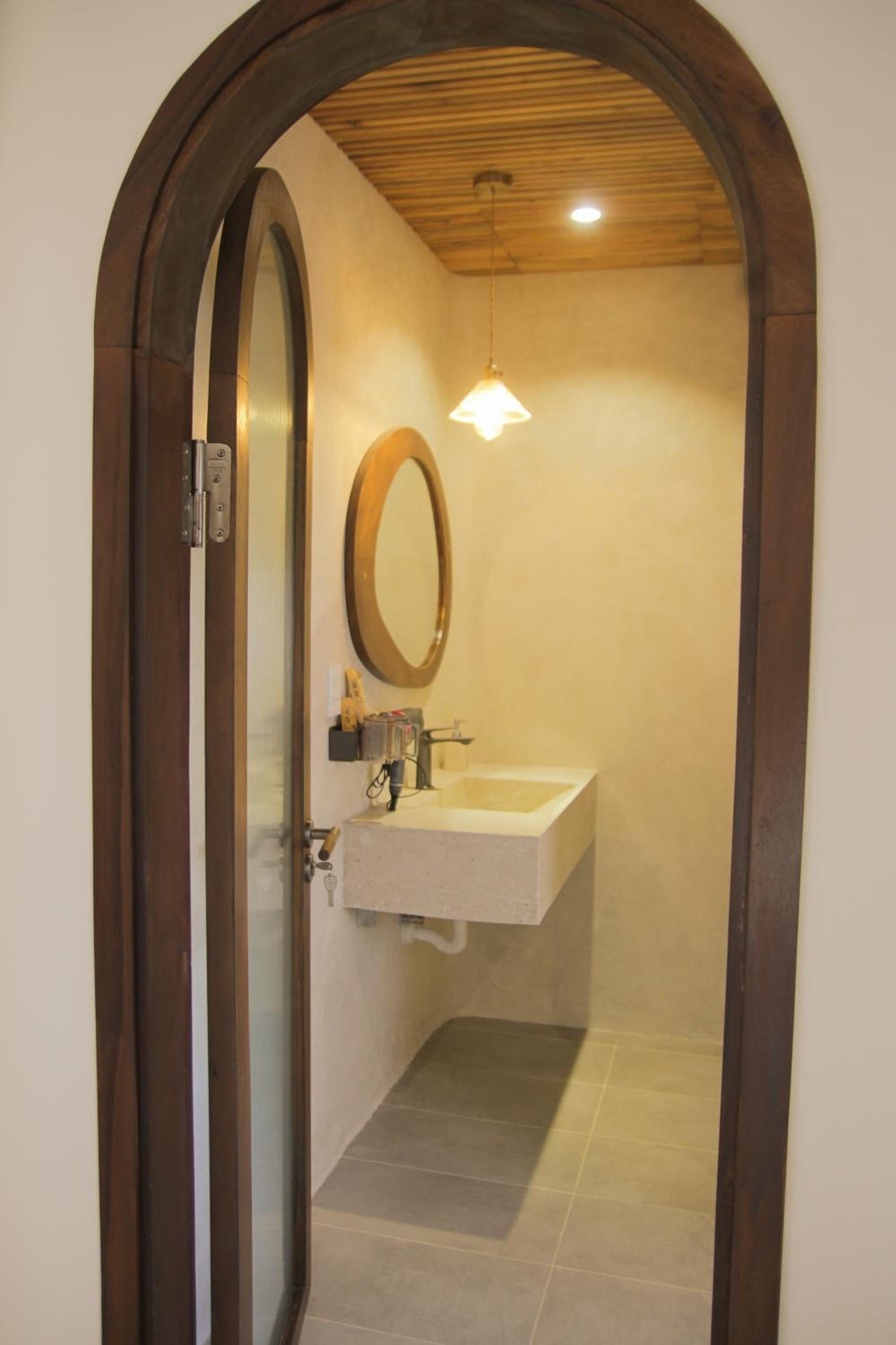 Komi House Homestay