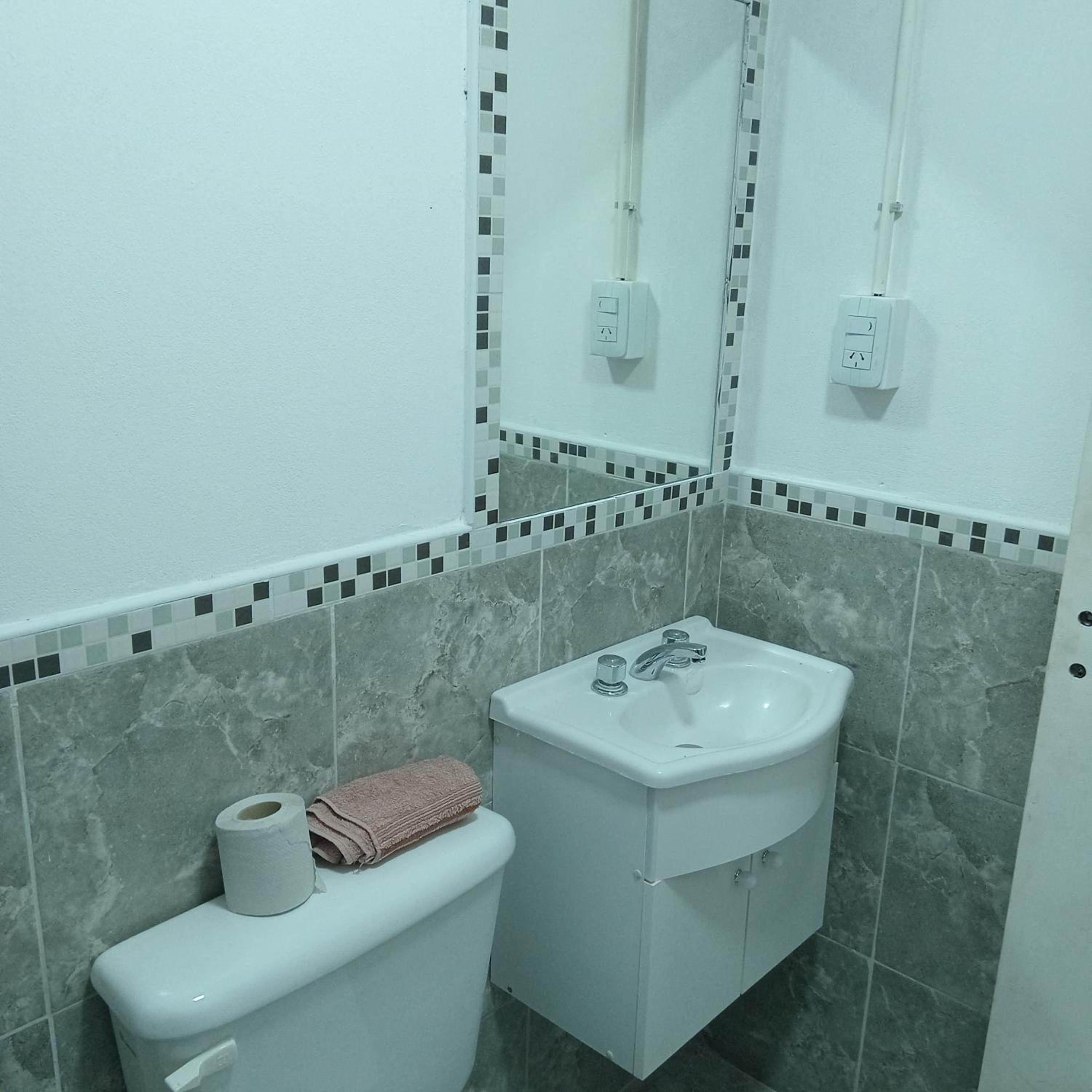 2 Acogedor y Familiar Departamento c est