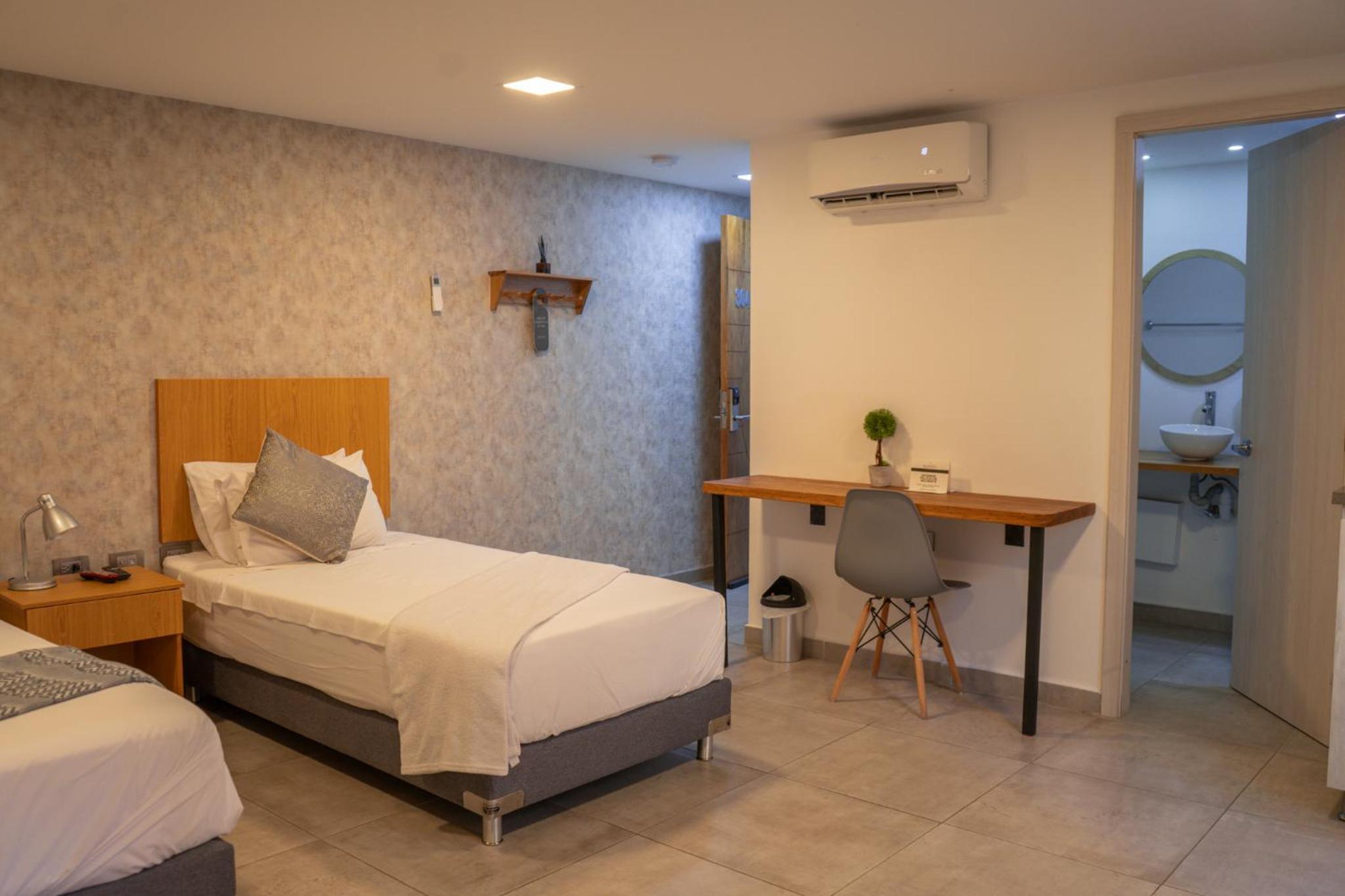 Medellin Vacations - Hotel Bambu Milla De Oro - Property Image 1