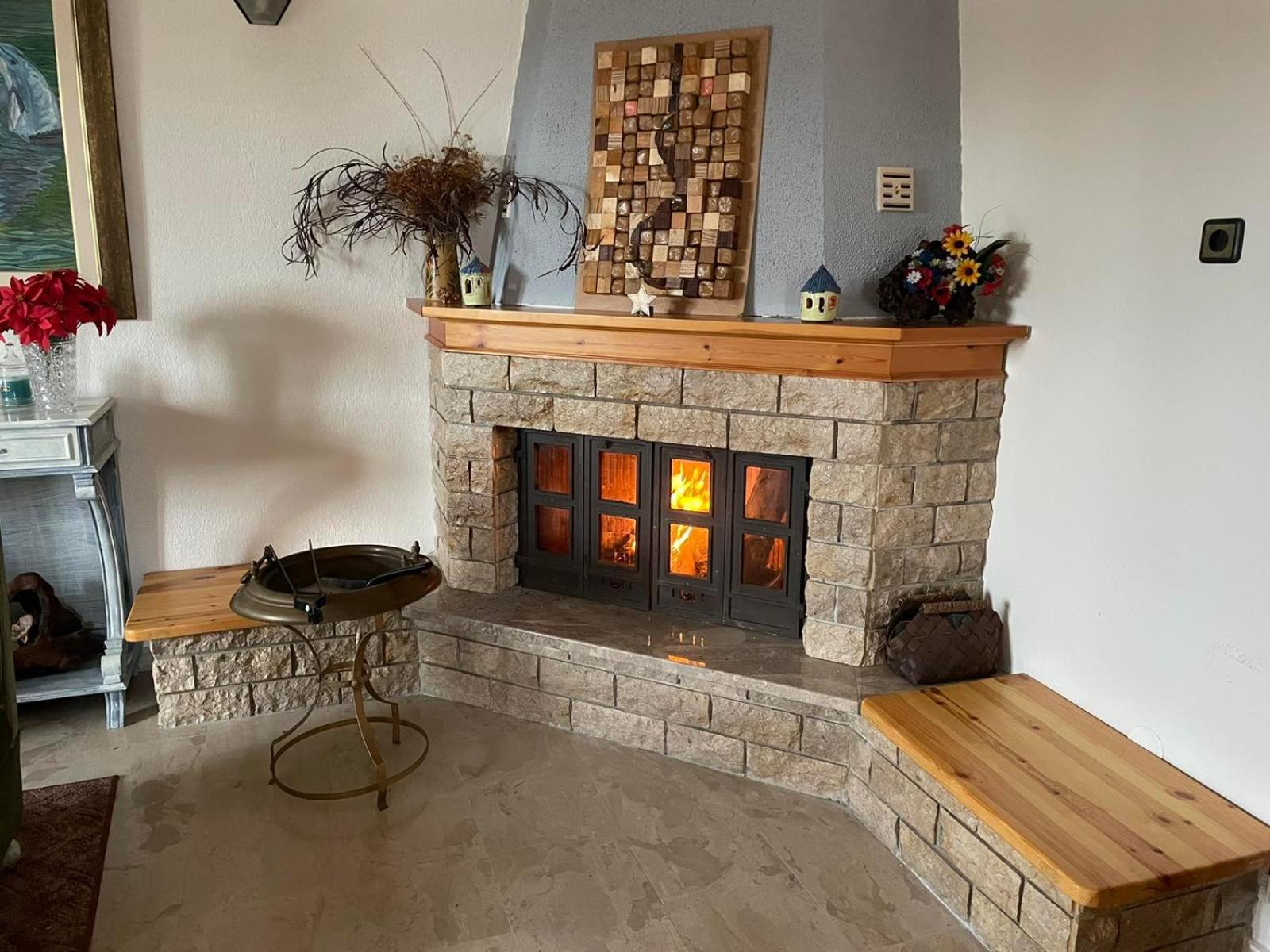 Mountain Retreat in Chrisopigi