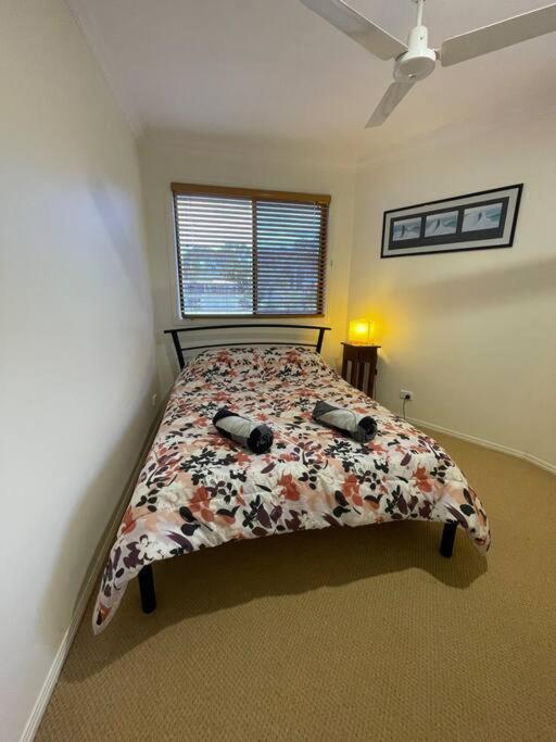 Waterfront, Deep Water Pontoon, views to Straddie