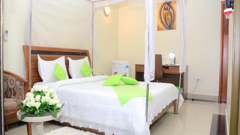 KARIBA SUN BEACH APARTMENT view 3