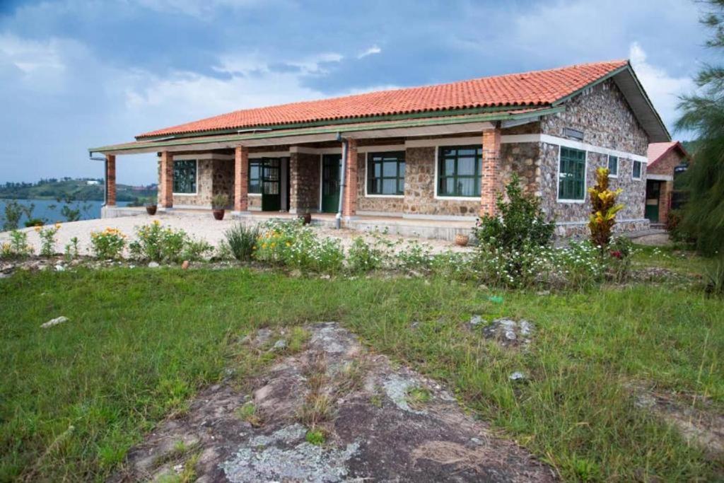 KARIBA SUN BEACH APARTMENT view 4