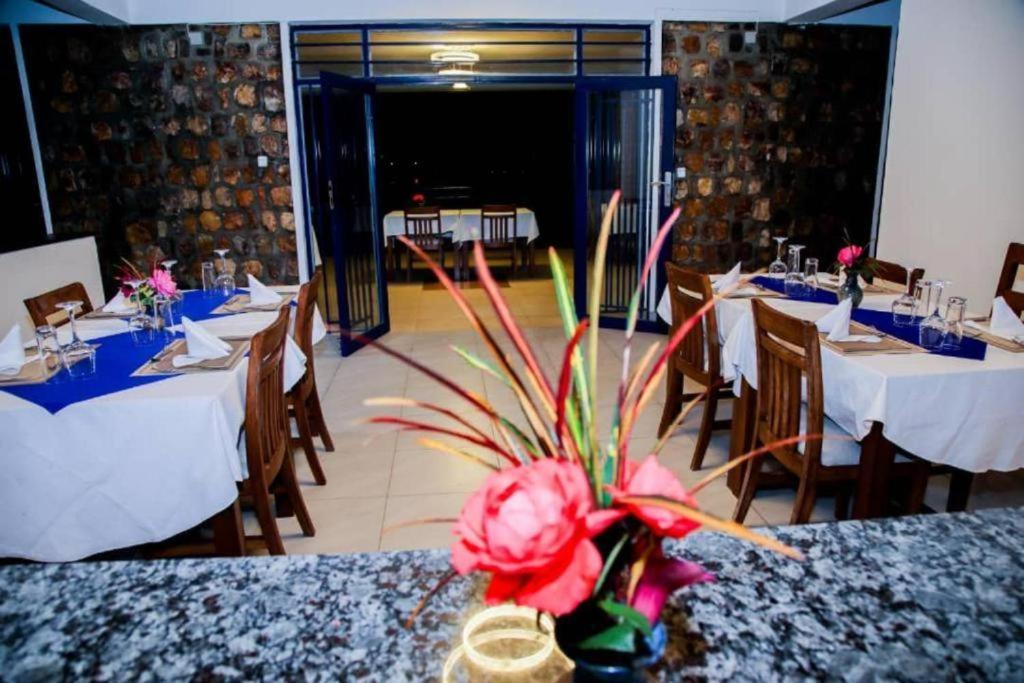 KARIBA SUN BEACH APARTMENT view 5