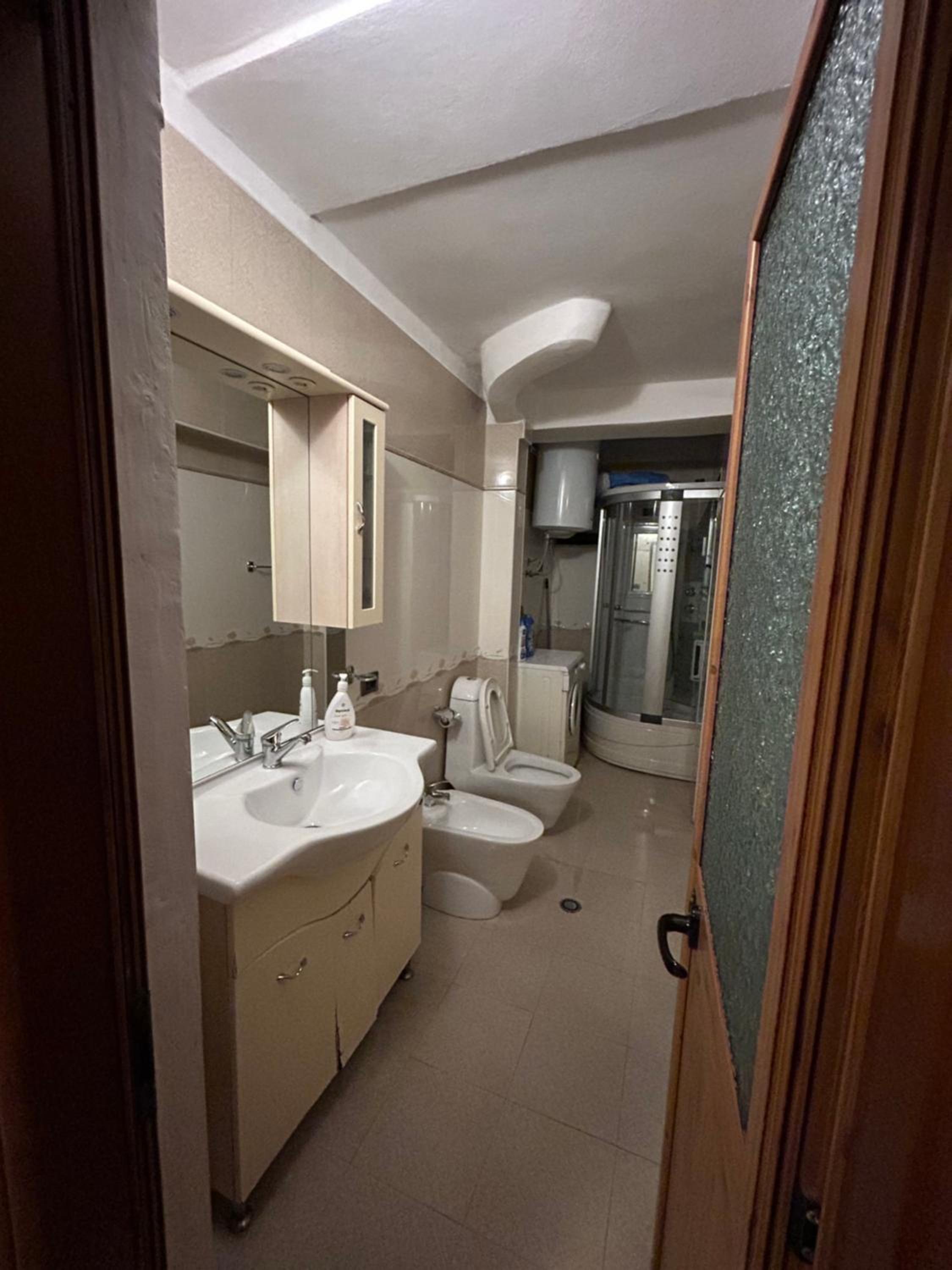 APARTMENT Toxhi