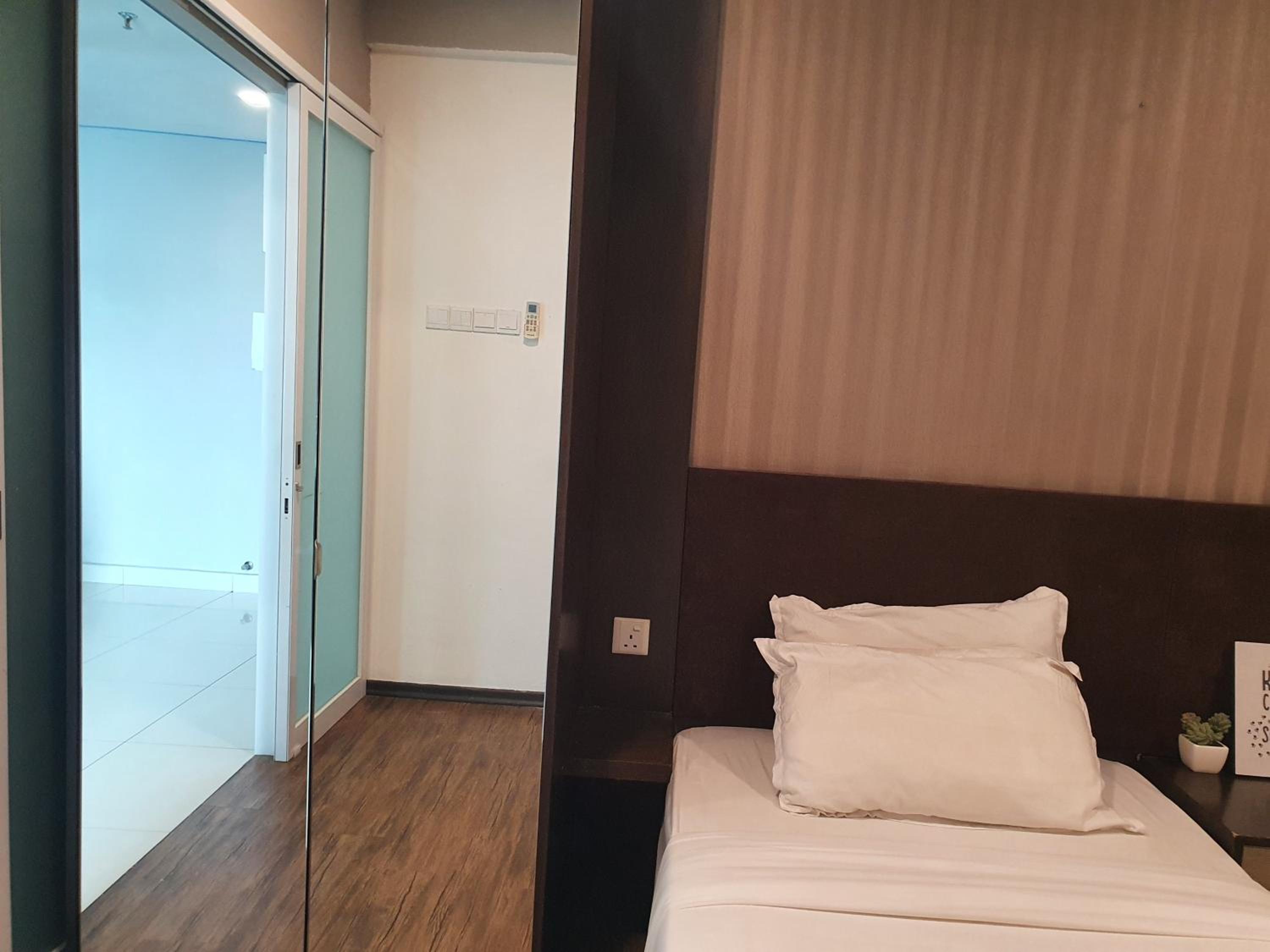 Fantastic Seaview Loft 2R2B 9Pax #Maritime photo 8