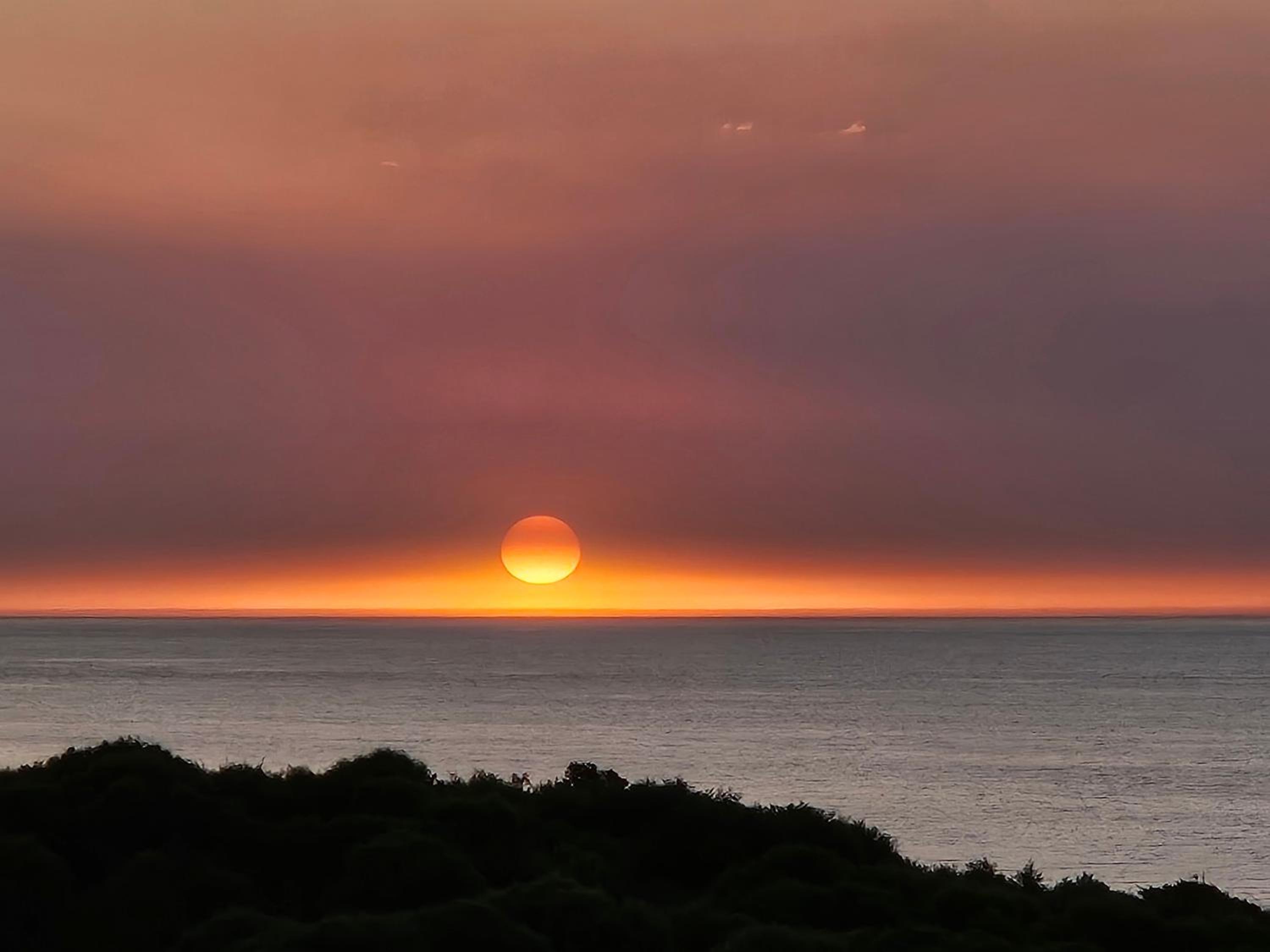 Beautiful Falcon Bay - B & B Accommodation