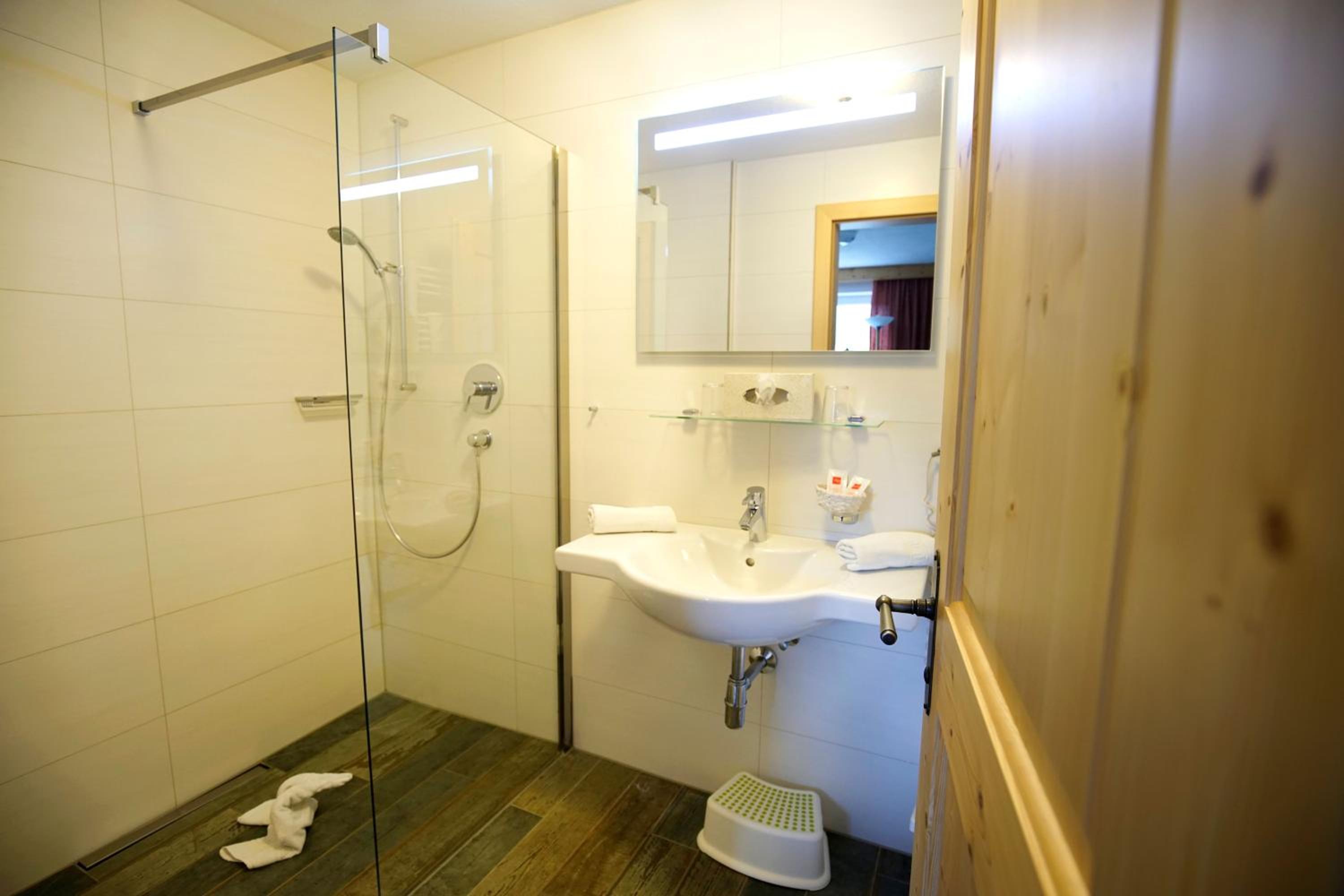 Alpenstern rooms & suites