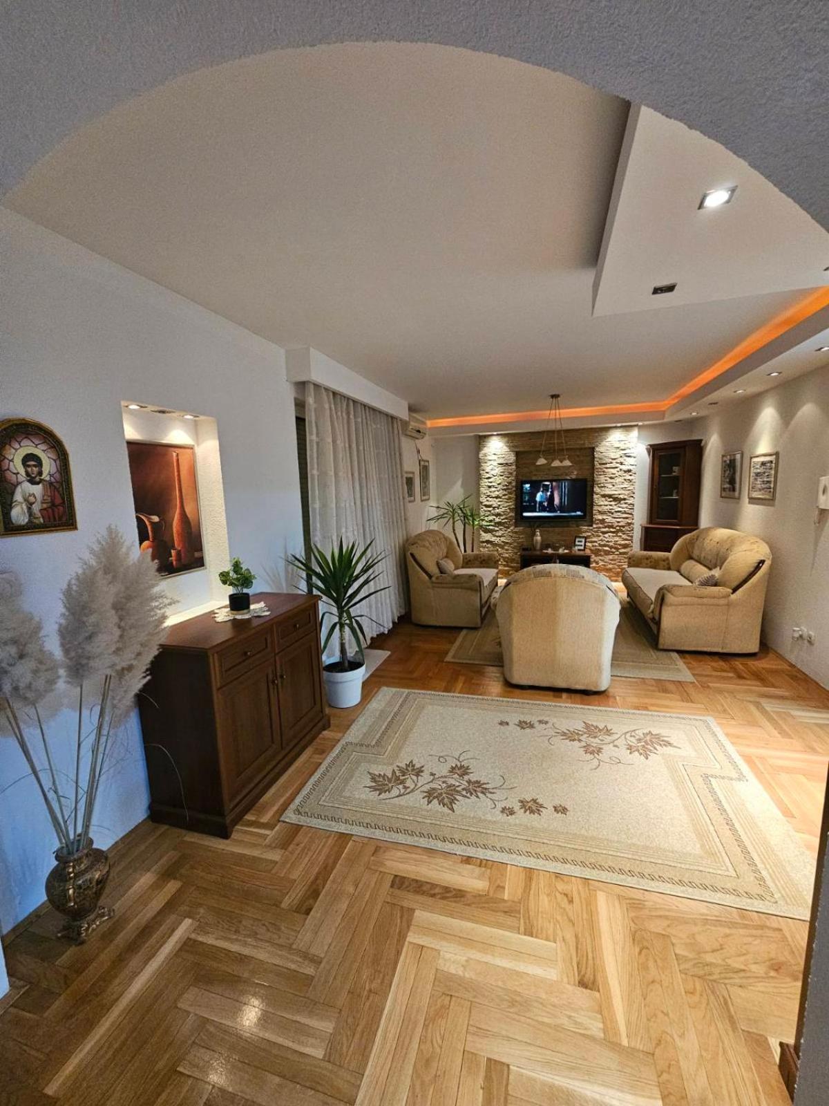 Luxury Apartment